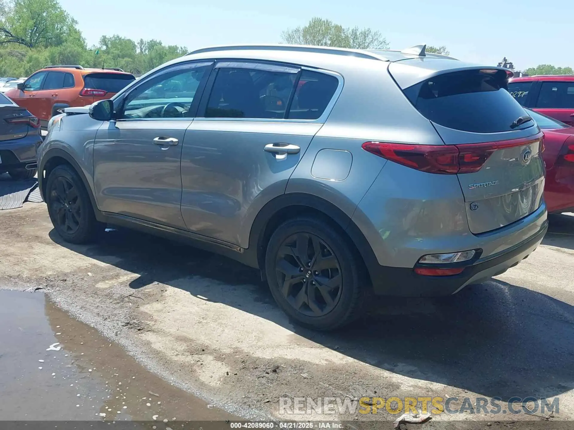 3 fotografías del automóvil dañado KNDP63AC8L7789078 KIA SPORTAGE 2020