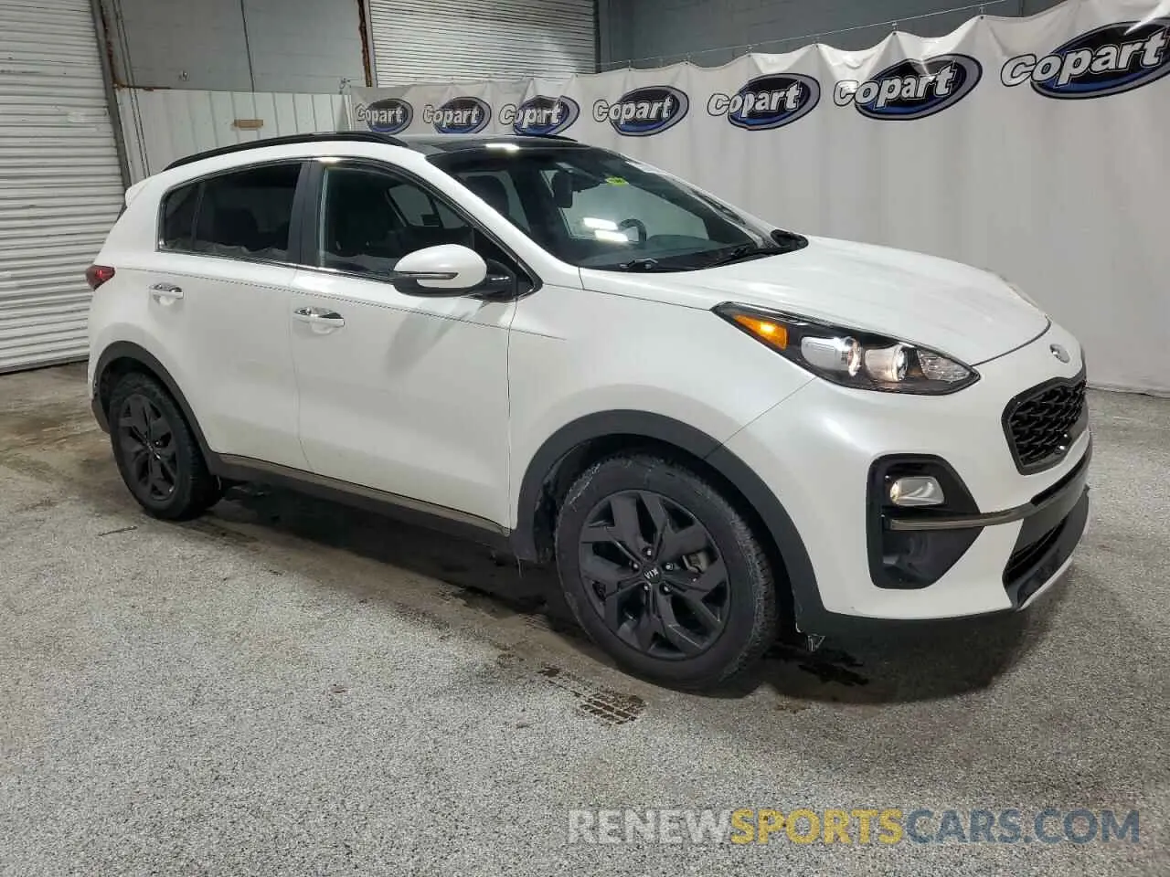 4 fotografías del automóvil dañado KNDP63AC8L7792112 KIA SPORTAGE 2020