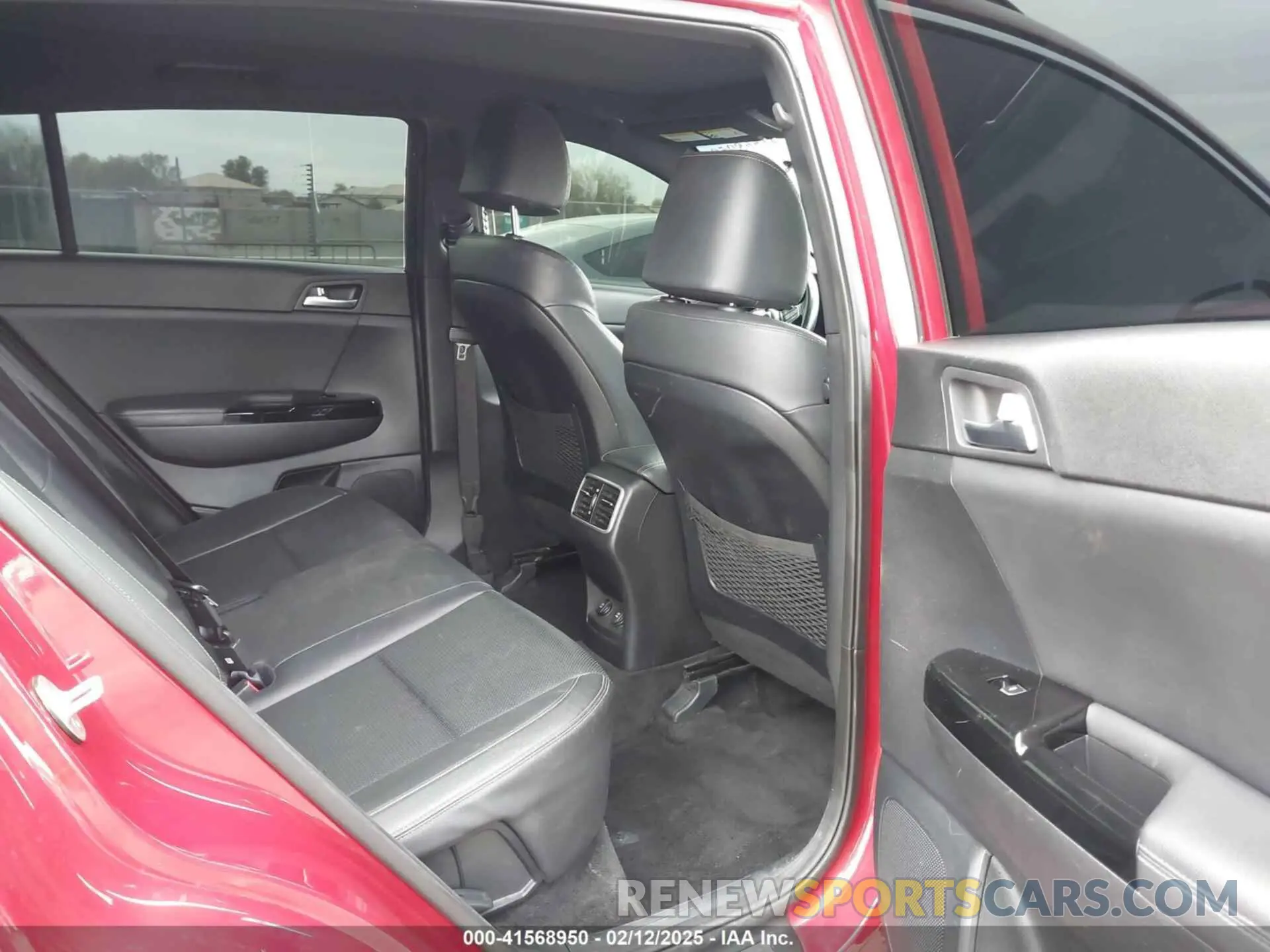 8 fotografías del automóvil dañado KNDP63AC8L7806834 KIA SPORTAGE 2020