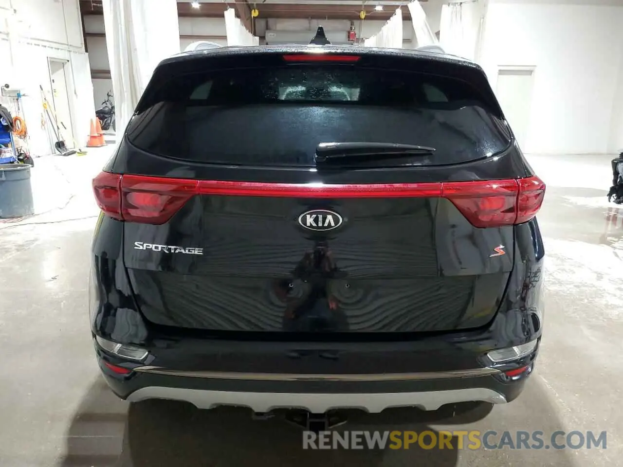 6 fotografías del automóvil dañado KNDP63AC9L7647287 KIA SPORTAGE 2020