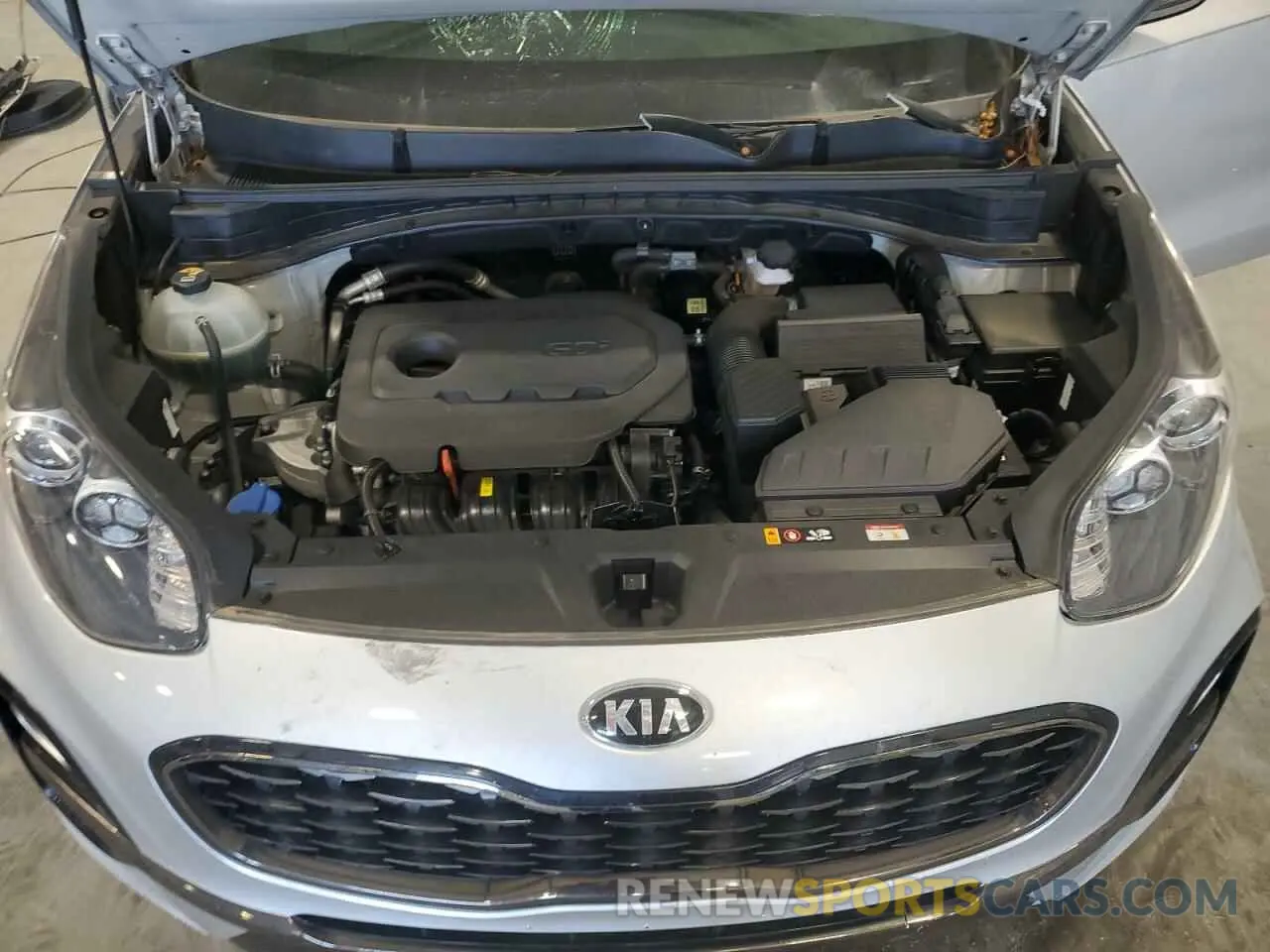 14 fotografías del automóvil dañado KNDP6CAC0L7633620 KIA SPORTAGE 2020