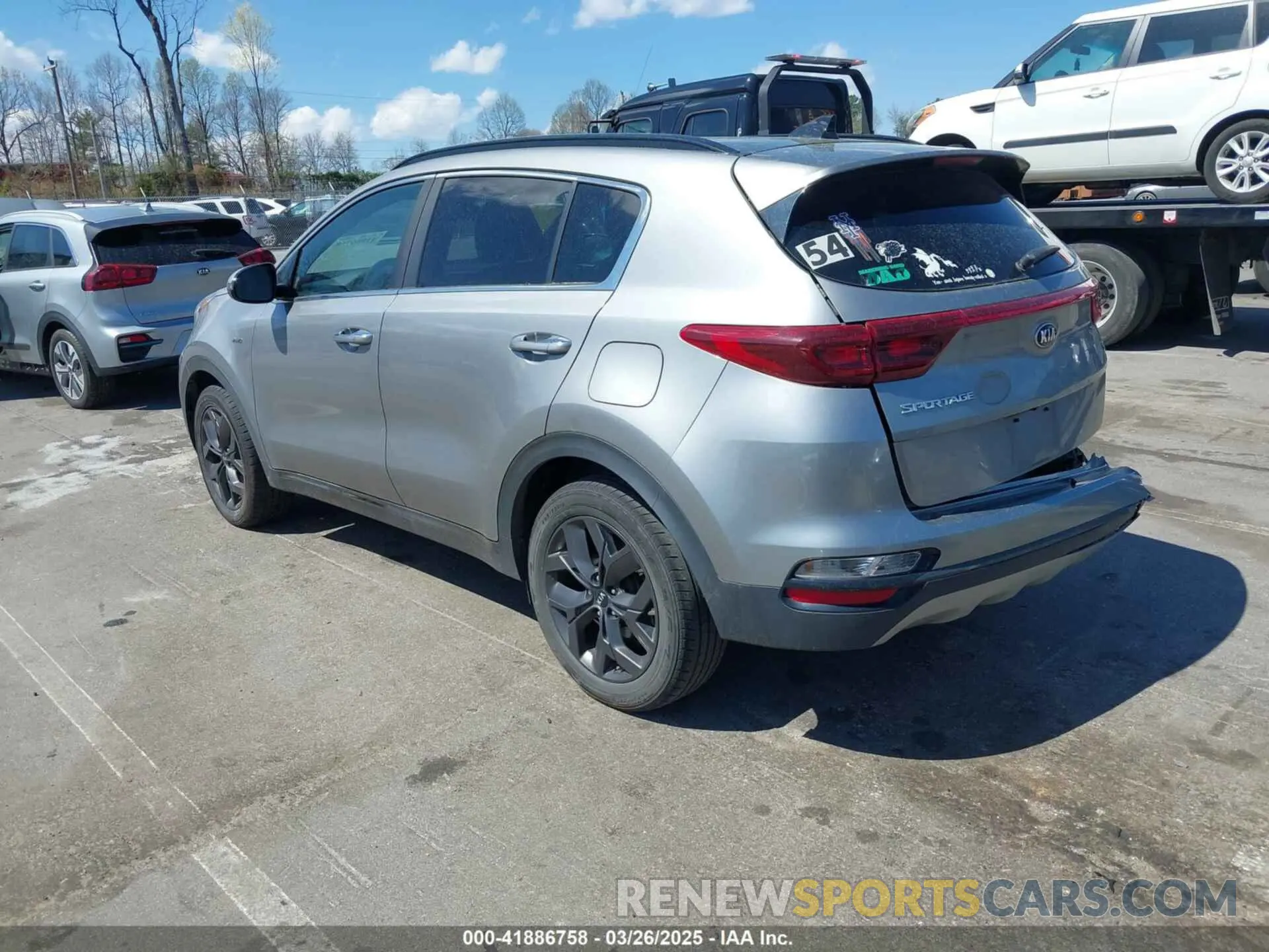 3 fotografías del automóvil dañado KNDP6CAC2L7663346 KIA SPORTAGE 2020