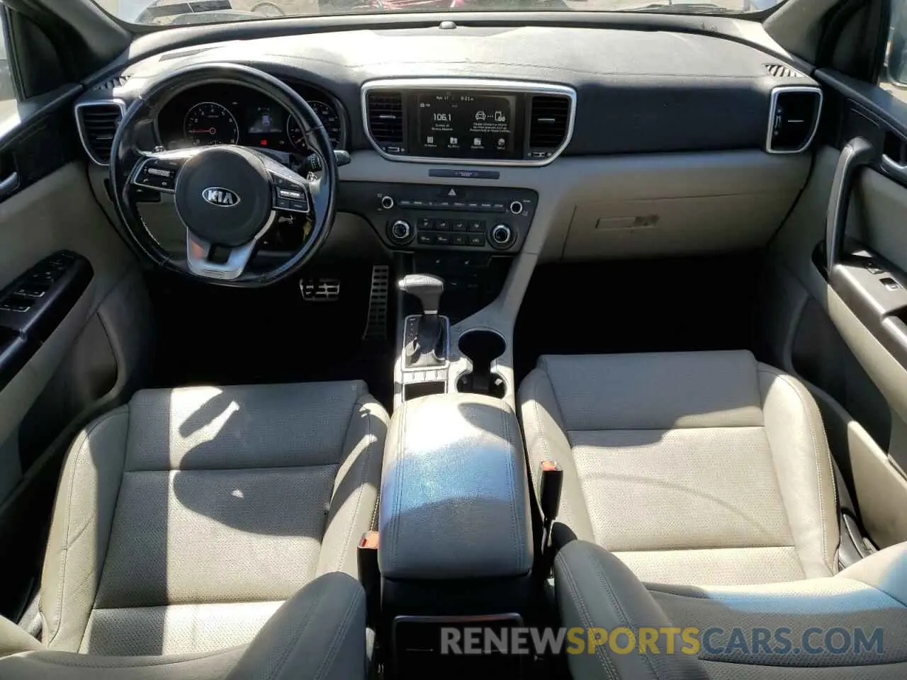 8 fotografías del automóvil dañado KNDP6CAC2L7667123 KIA SPORTAGE 2020
