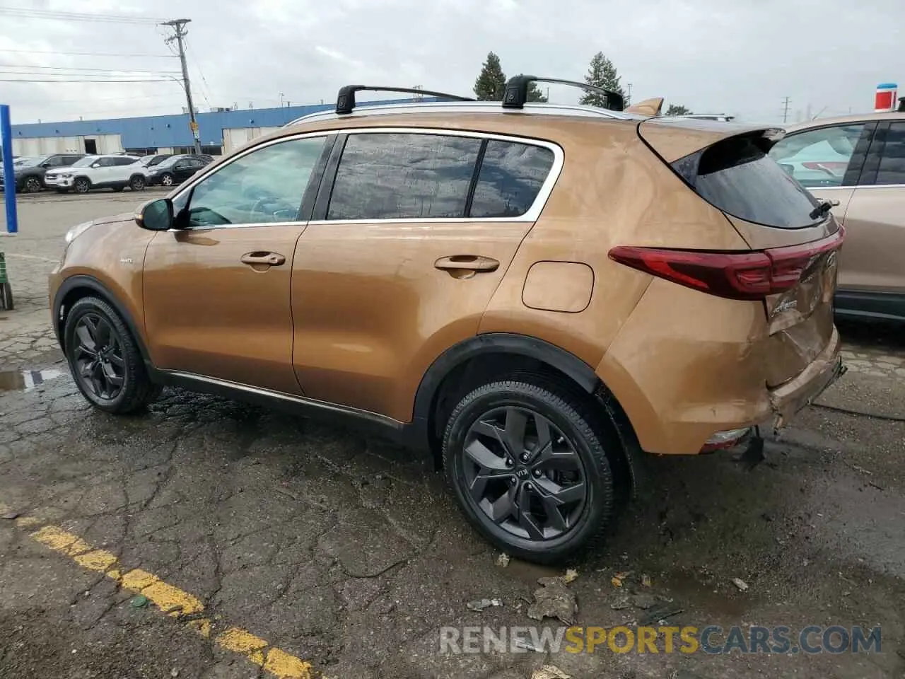 2 fotografías del automóvil dañado KNDP6CAC2L7733203 KIA SPORTAGE 2020