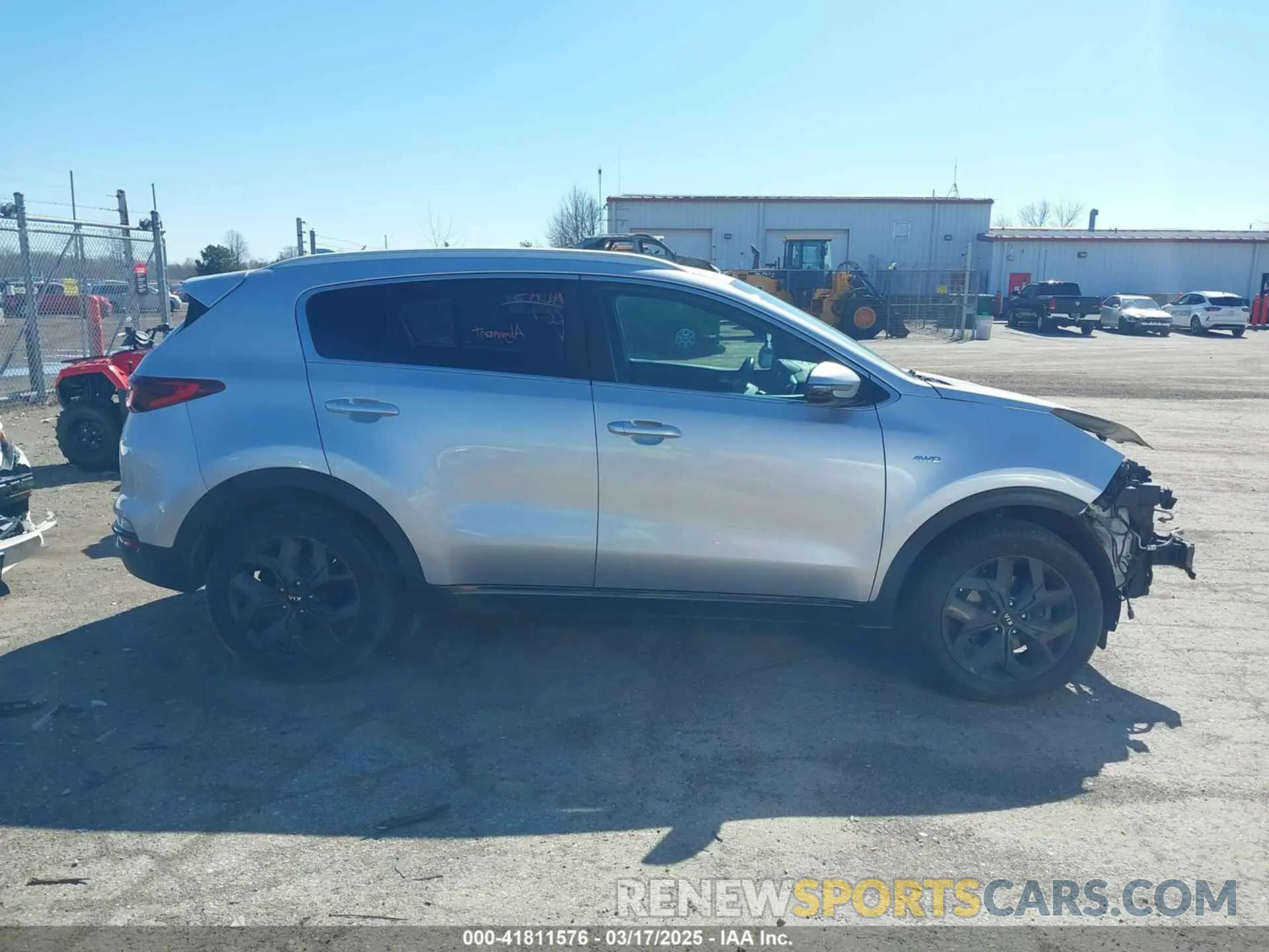 13 fotografías del automóvil dañado KNDP6CAC3L7656714 KIA SPORTAGE 2020