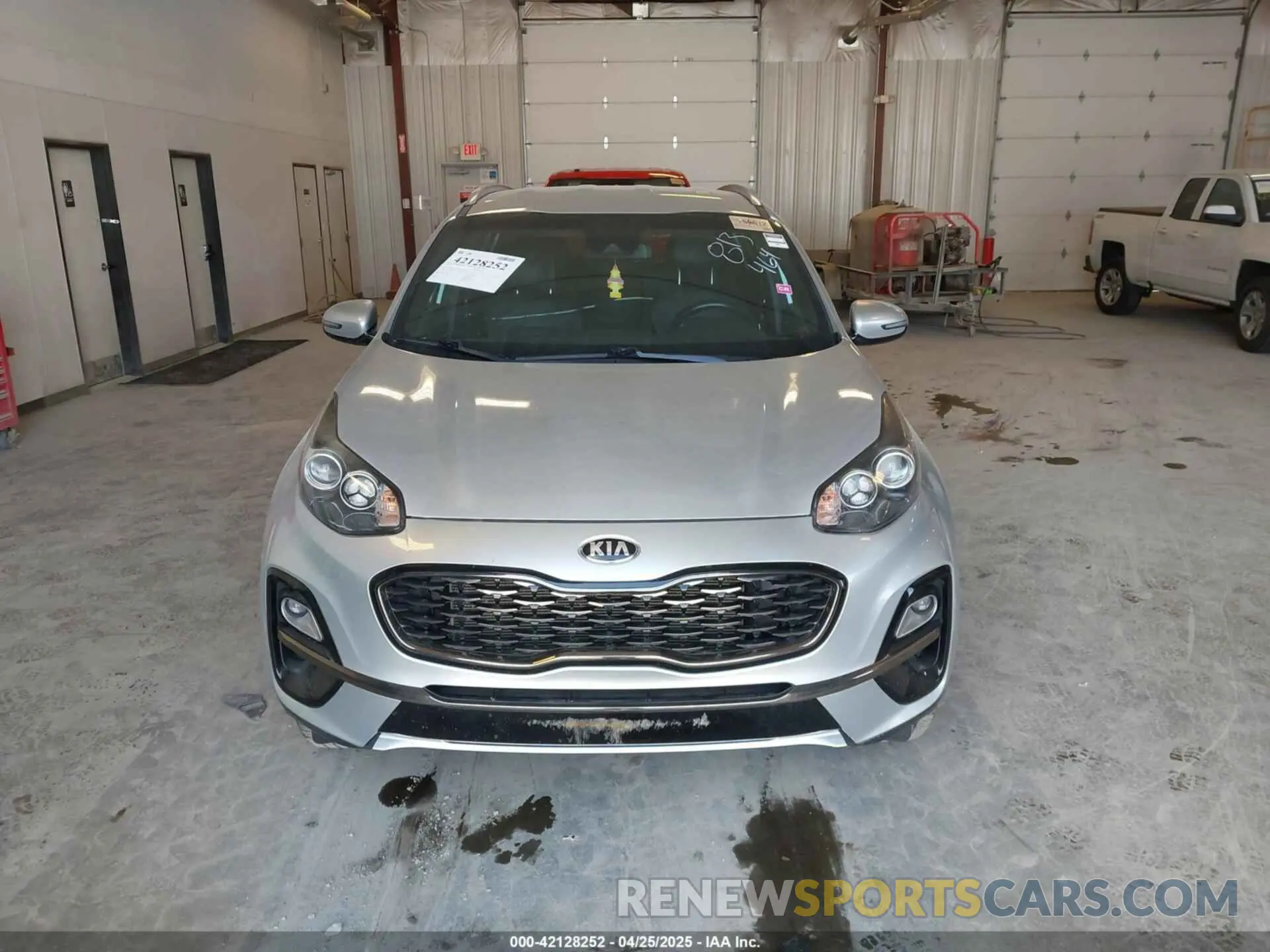 6 fotografías del automóvil dañado KNDP6CAC3L7813464 KIA SPORTAGE 2020