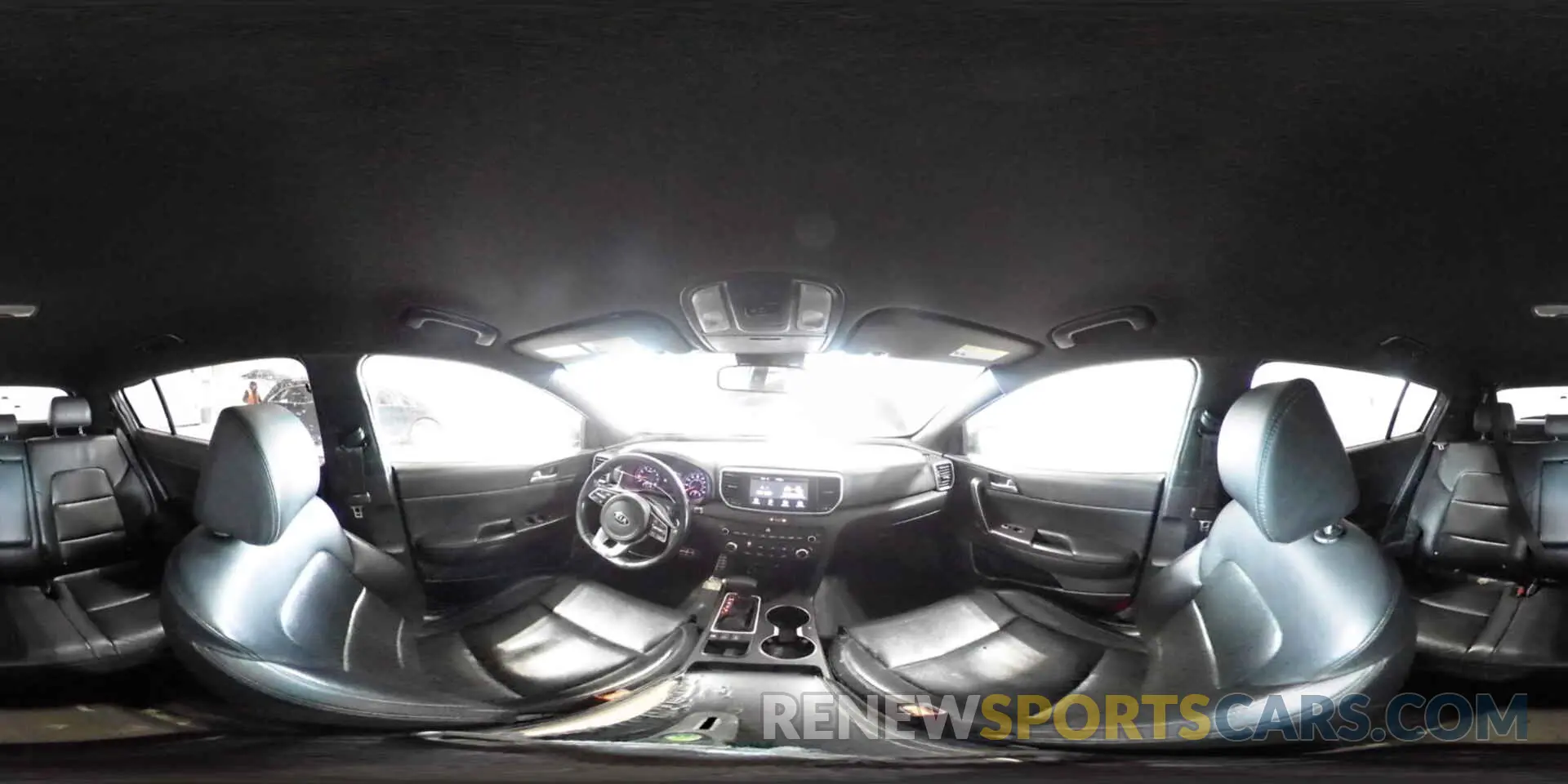 15 fotografías del automóvil dañado KNDP6CAC5L7679217 KIA SPORTAGE 2020