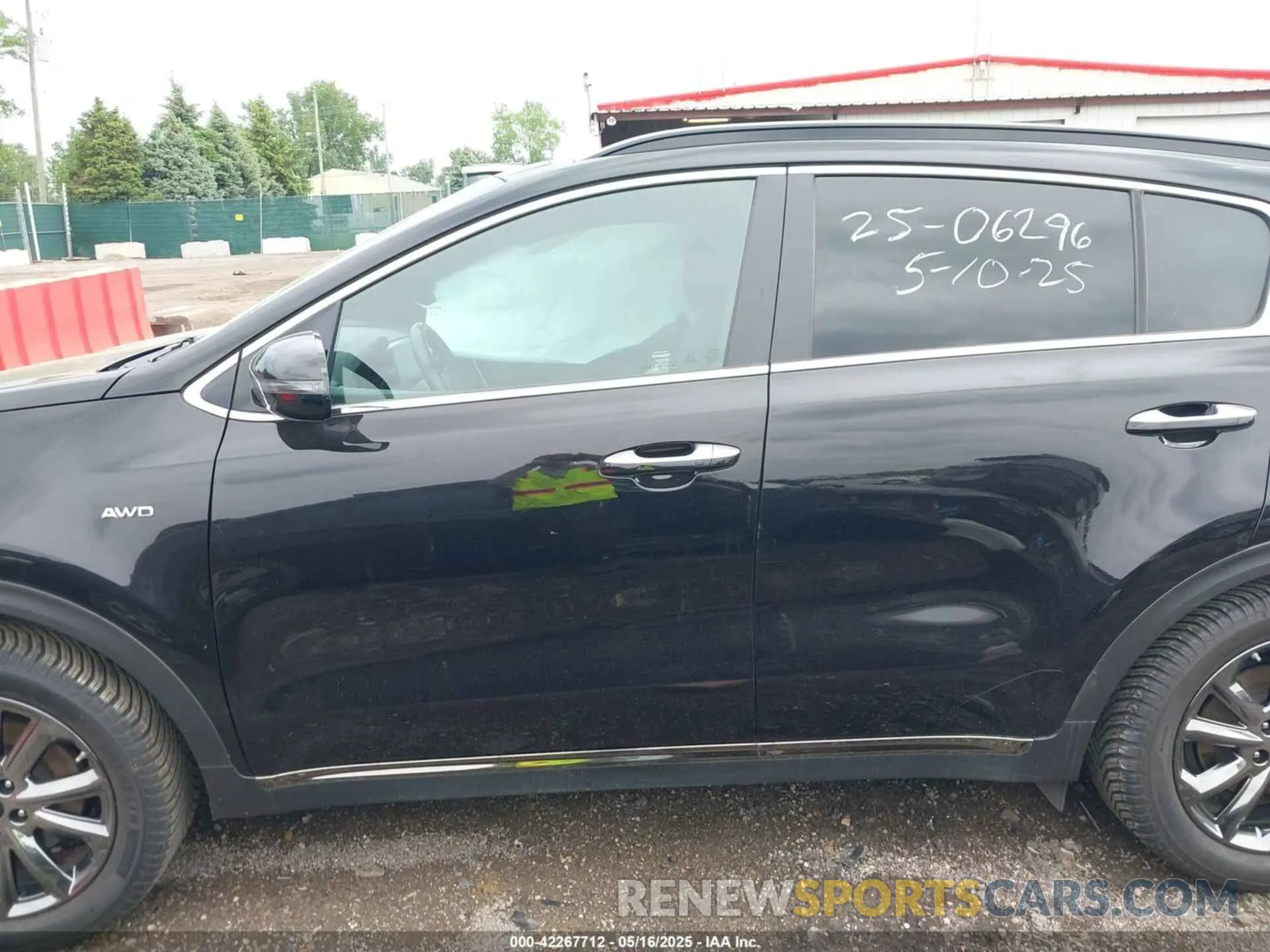 14 fotografías del automóvil dañado KNDP6CAC5L7683283 KIA SPORTAGE 2020