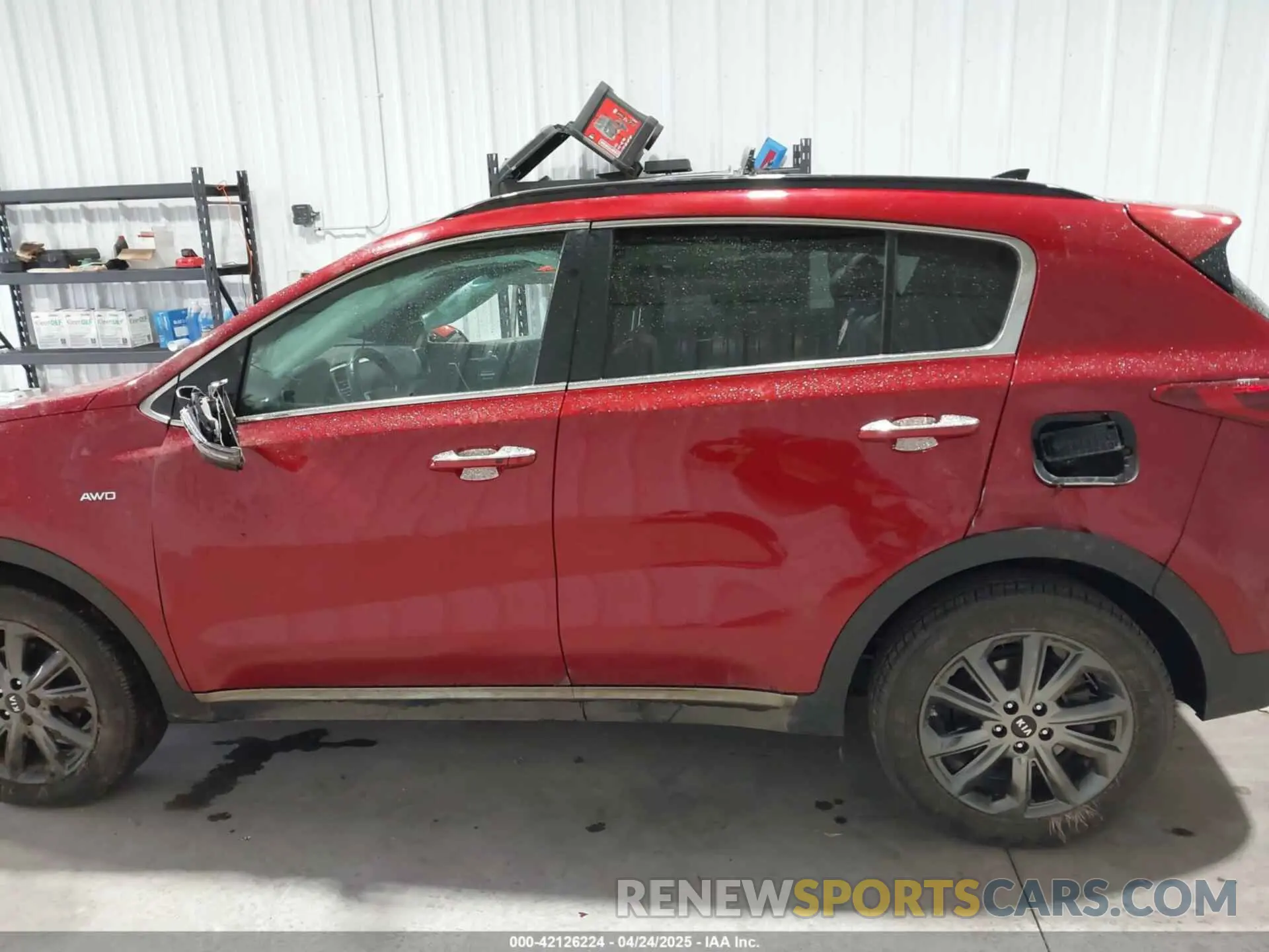 14 fotografías del automóvil dañado KNDP6CAC5L7726536 KIA SPORTAGE 2020
