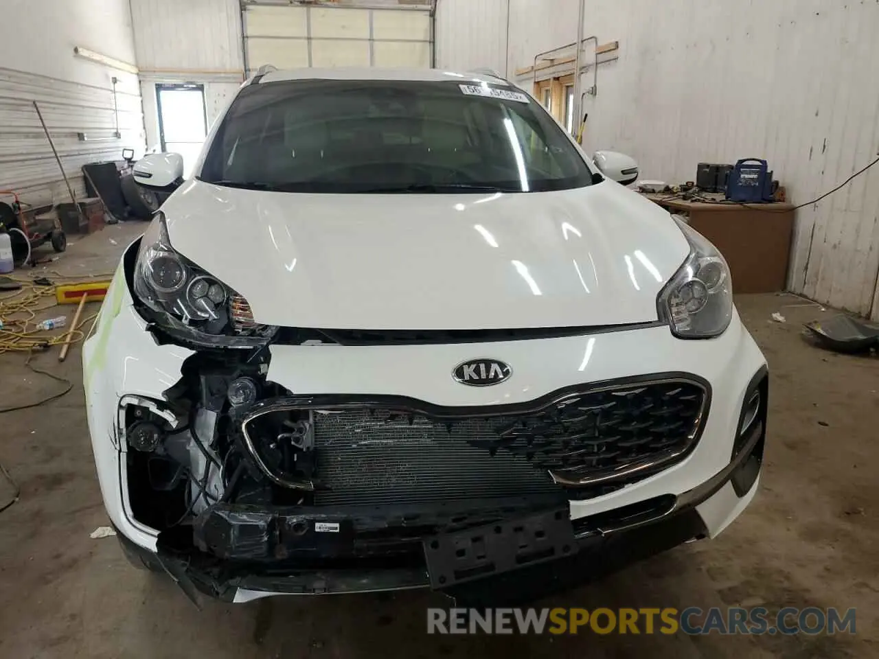 5 fotografías del automóvil dañado KNDP6CAC7L7683723 KIA SPORTAGE 2020