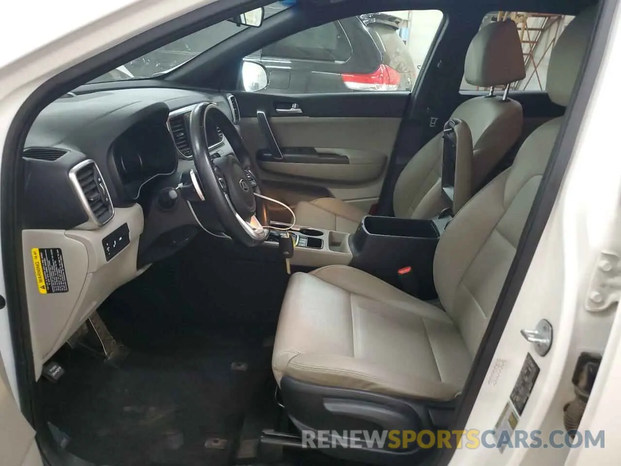 7 fotografías del automóvil dañado KNDP6CAC7L7683723 KIA SPORTAGE 2020