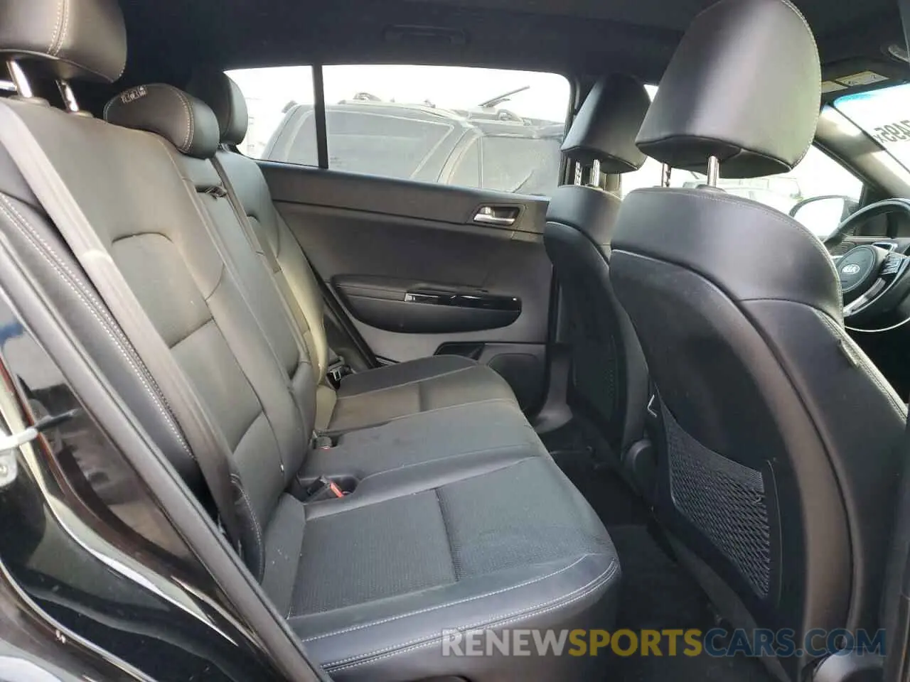 11 fotografías del automóvil dañado KNDP6CAC7L7730166 KIA SPORTAGE 2020