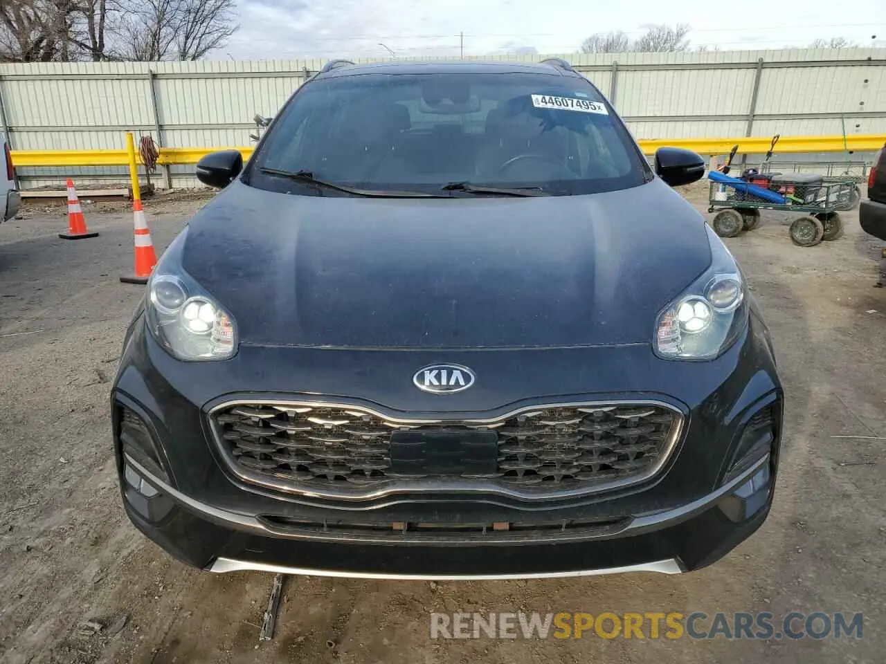 5 fotografías del automóvil dañado KNDP6CAC7L7730166 KIA SPORTAGE 2020