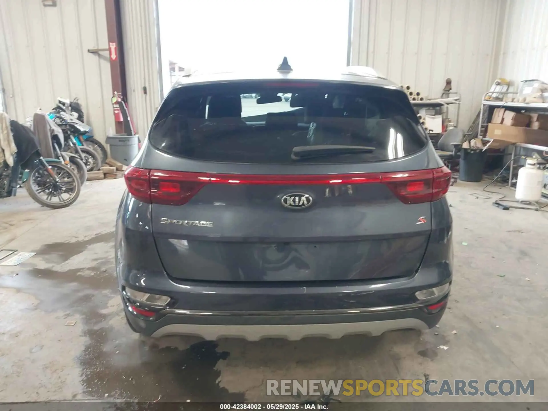 16 fotografías del automóvil dañado KNDP6CAC8L7697615 KIA SPORTAGE 2020
