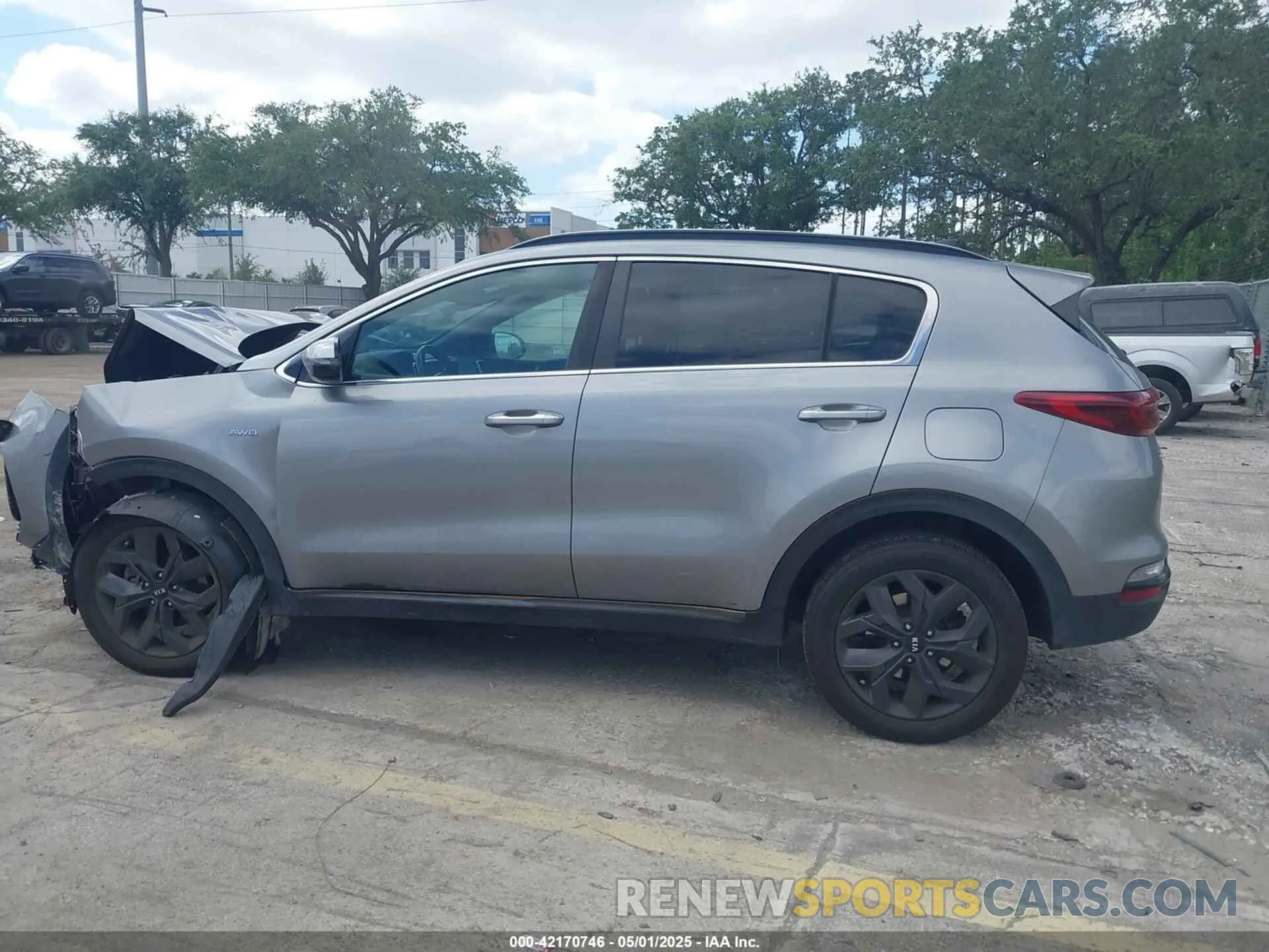 13 fotografías del automóvil dañado KNDP6CAC8L7746389 KIA SPORTAGE 2020