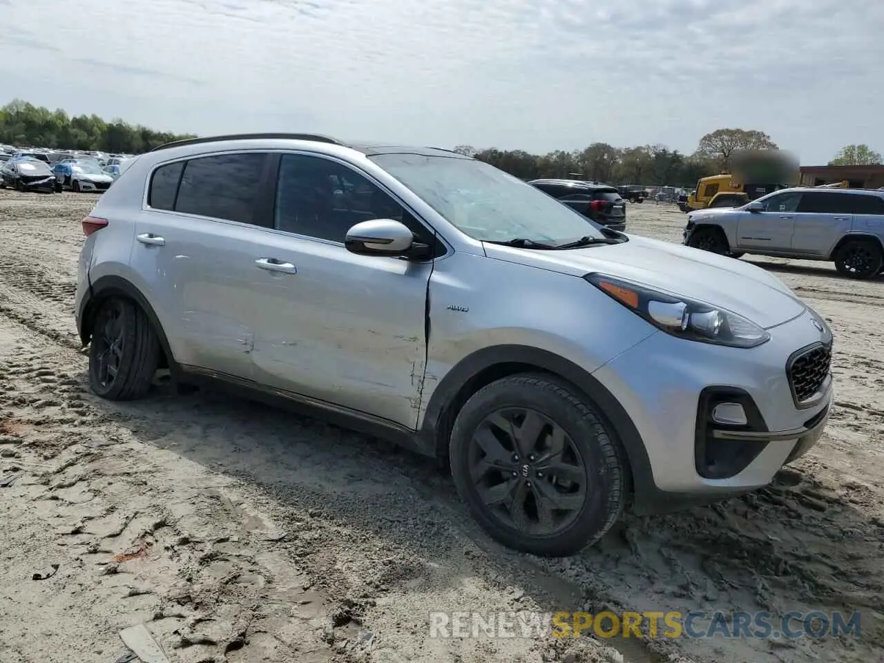 4 fotografías del automóvil dañado KNDP6CAC8L7746456 KIA SPORTAGE 2020