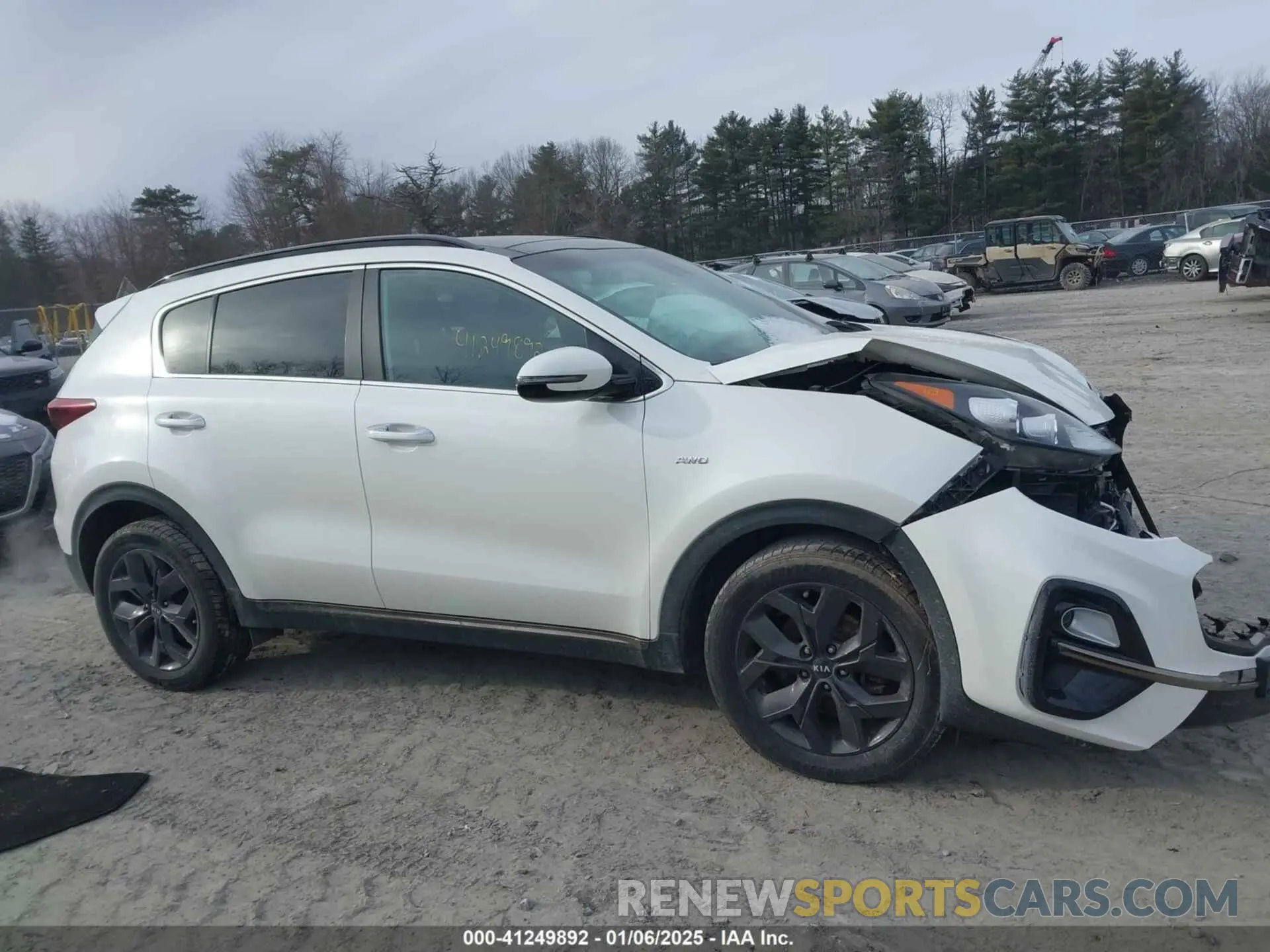 13 fotografías del automóvil dañado KNDP6CAC8L7757800 KIA SPORTAGE 2020