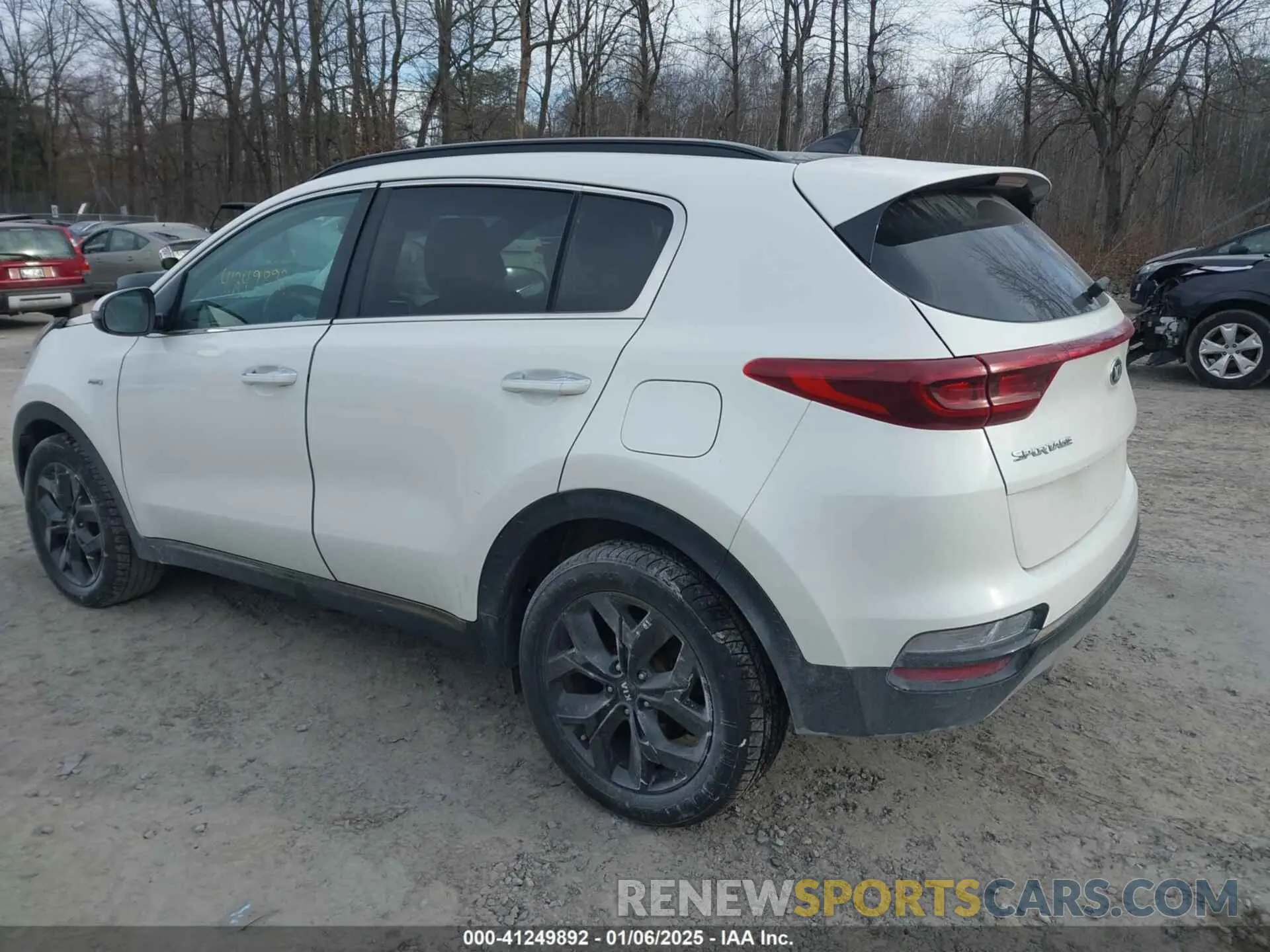 3 fotografías del automóvil dañado KNDP6CAC8L7757800 KIA SPORTAGE 2020