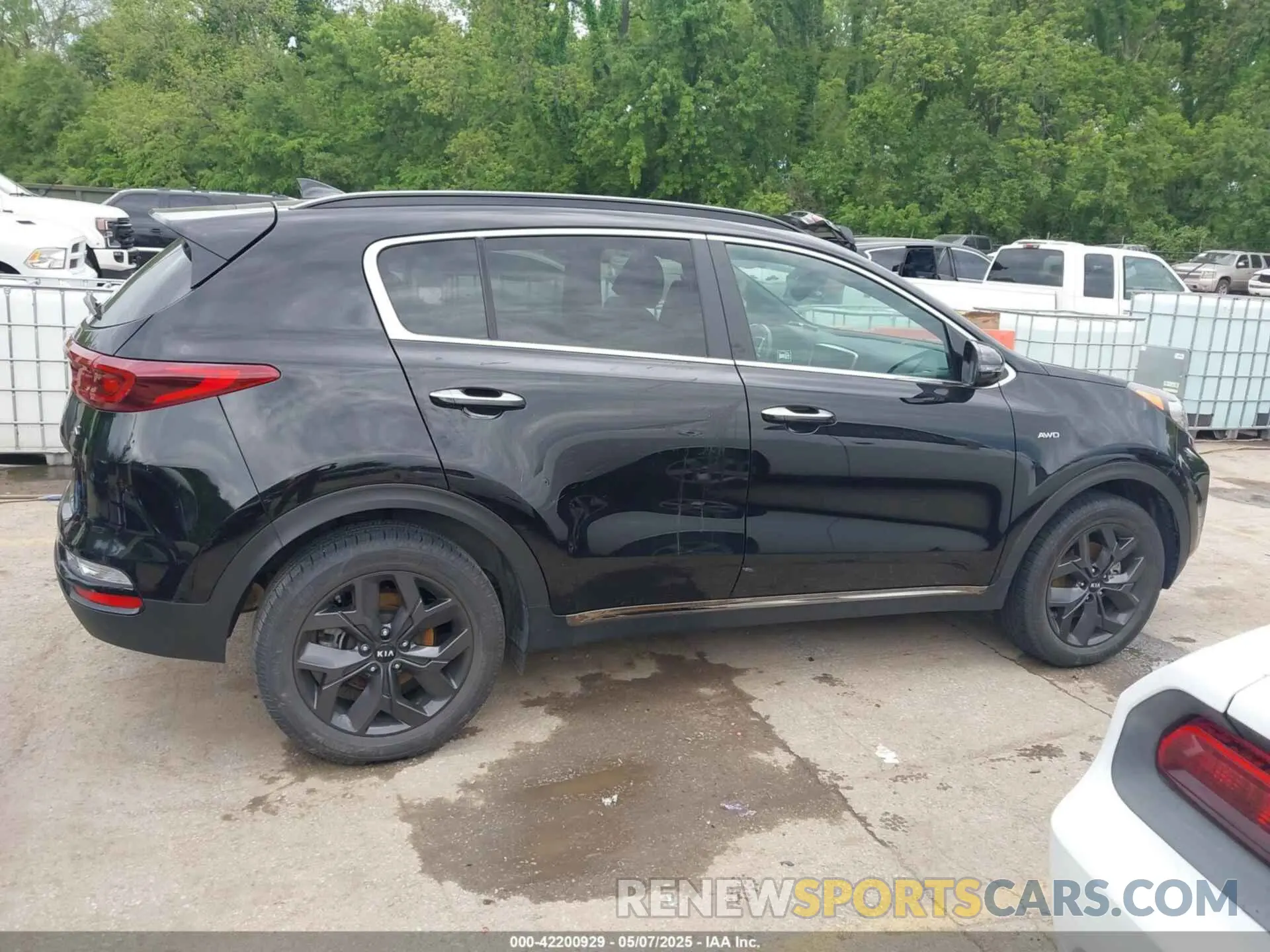 13 fotografías del automóvil dañado KNDP6CAC8L7762897 KIA SPORTAGE 2020