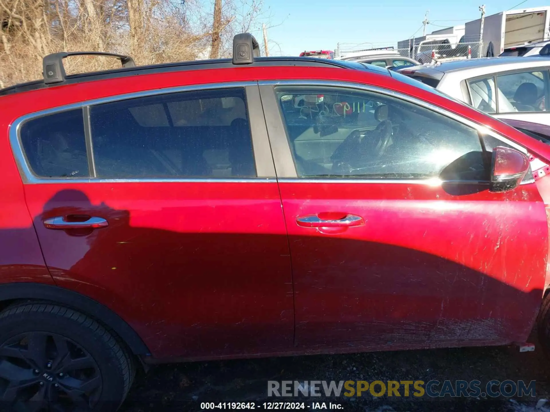 14 fotografías del automóvil dañado KNDP6CAC8L7830325 KIA SPORTAGE 2020