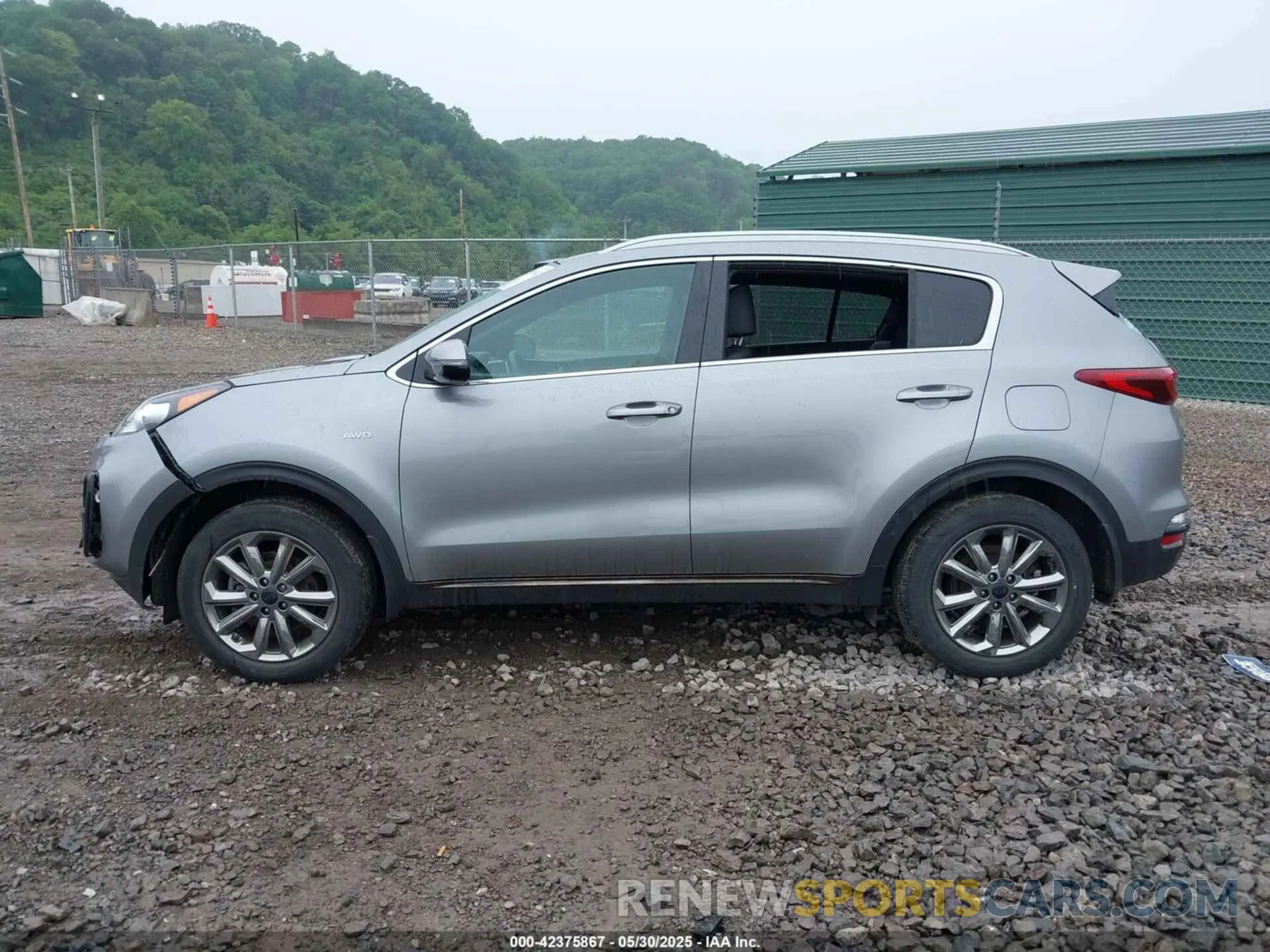 14 fotografías del automóvil dañado KNDP6CAC9L7647919 KIA SPORTAGE 2020