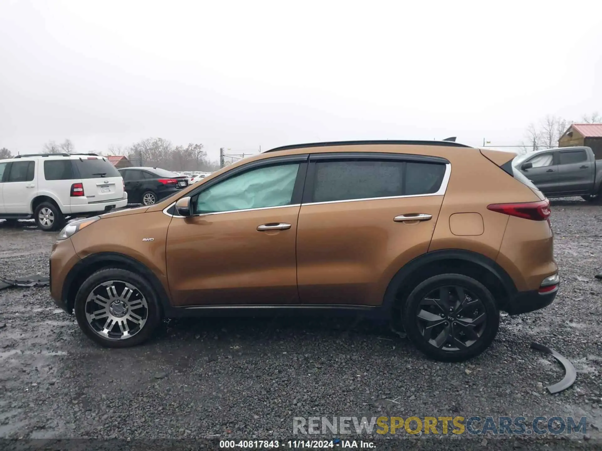 13 fotografías del automóvil dañado KNDP6CAC9L7681861 KIA SPORTAGE 2020