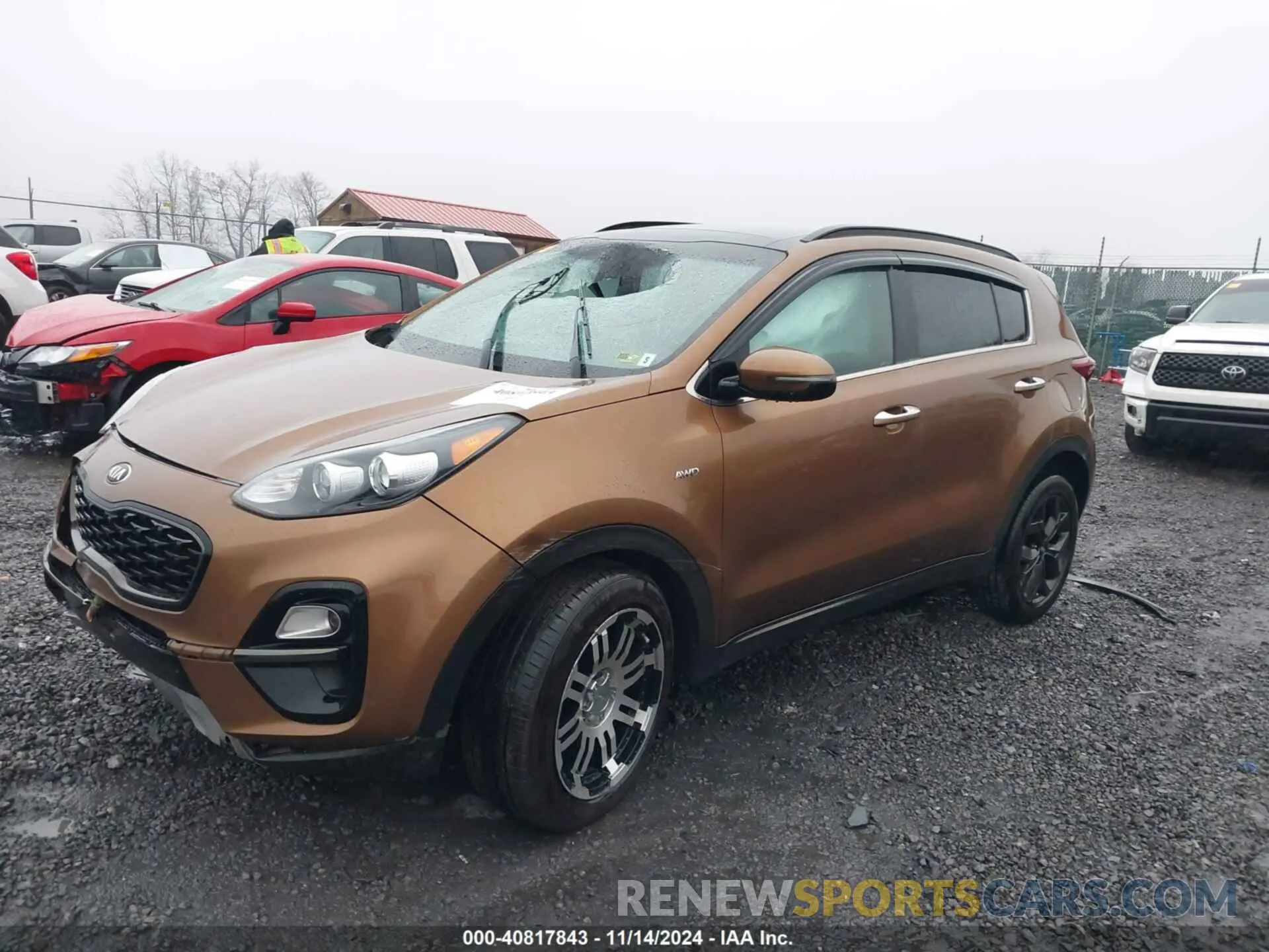 2 fotografías del automóvil dañado KNDP6CAC9L7681861 KIA SPORTAGE 2020