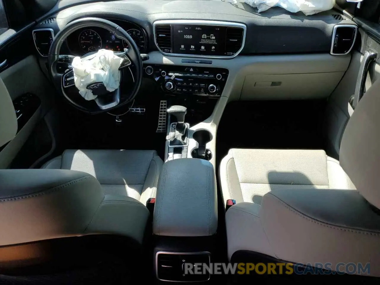 8 fotografías del automóvil dañado KNDP6CAC9L7714759 KIA SPORTAGE 2020