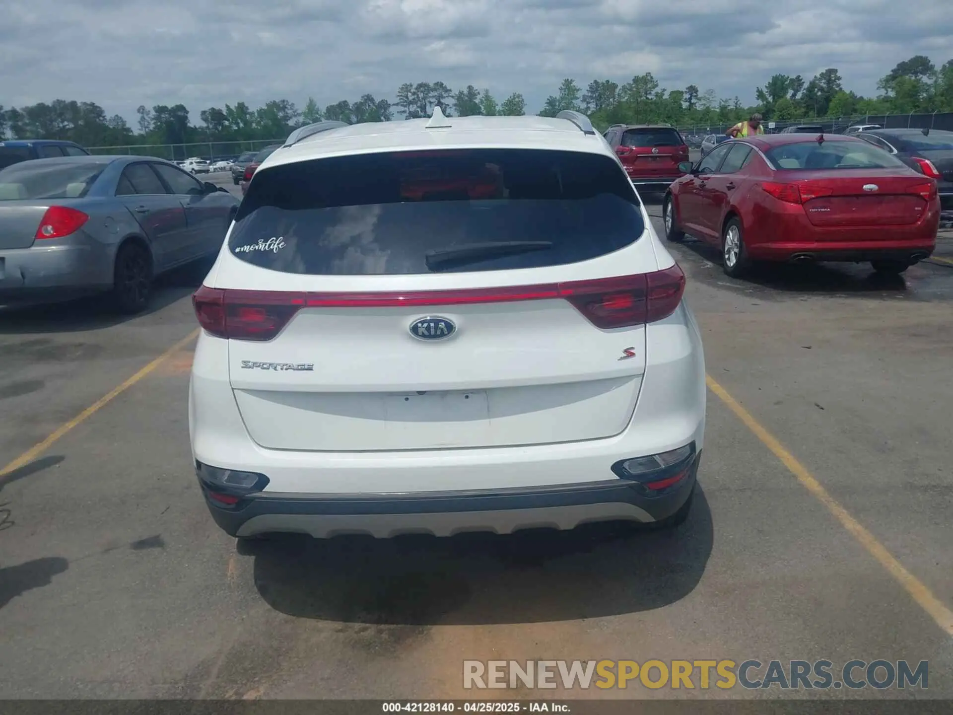 16 fotografías del automóvil dañado KNDP6CAC9L7725051 KIA SPORTAGE 2020