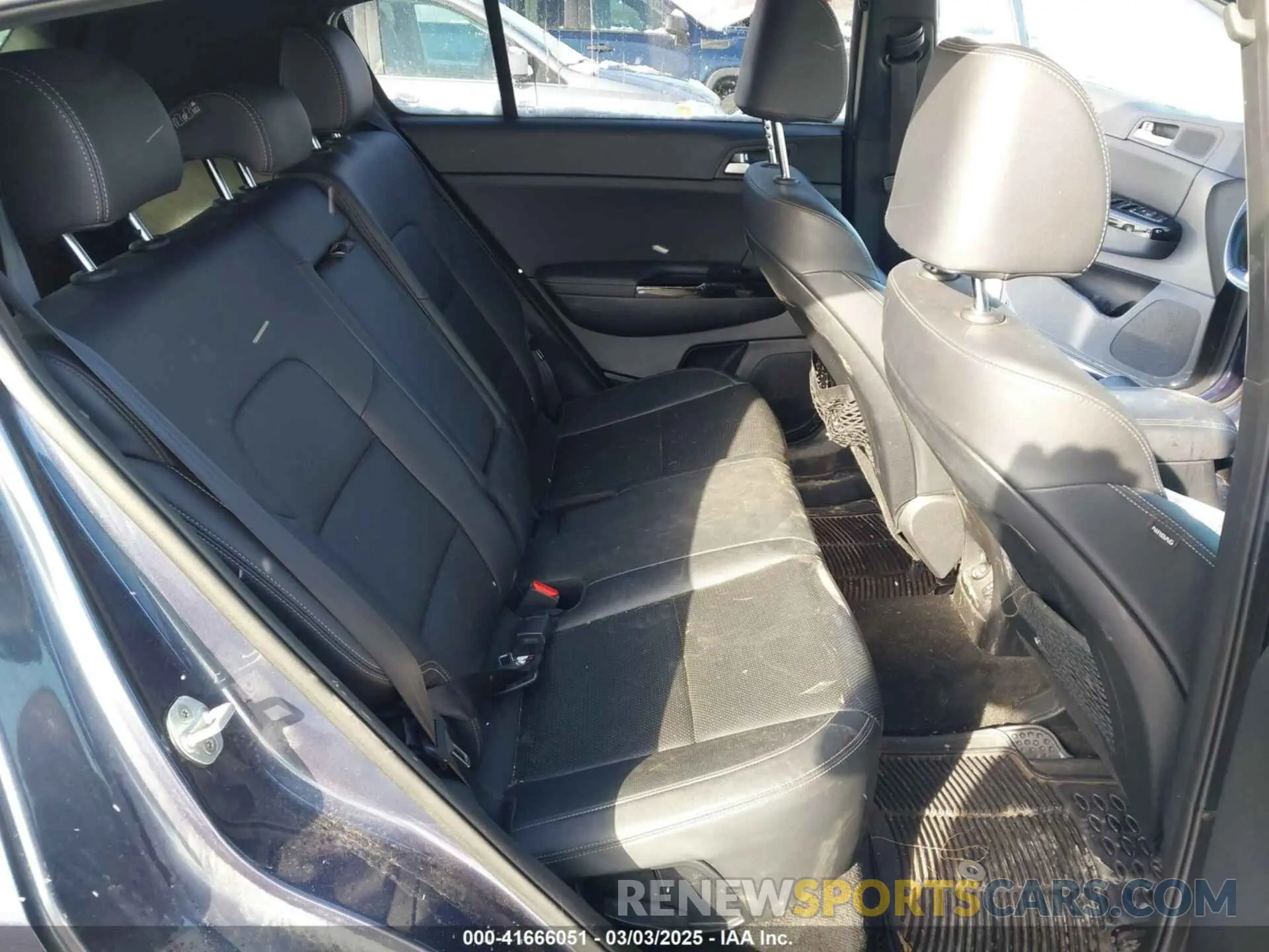 8 fotografías del automóvil dañado KNDP6CAC9L7746756 KIA SPORTAGE 2020