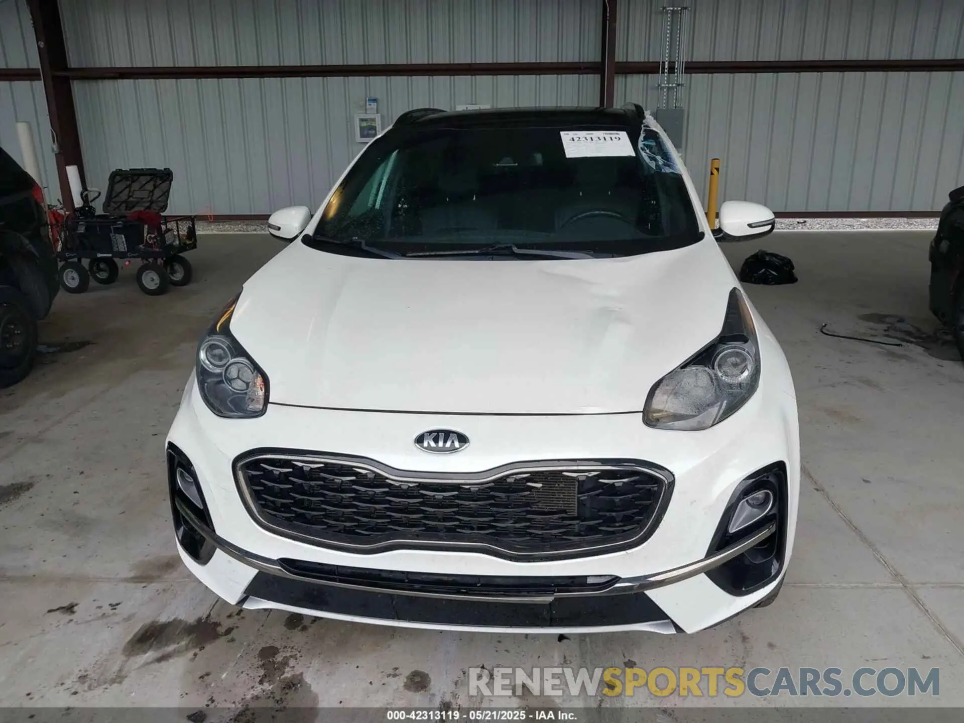 12 fotografías del automóvil dañado KNDP6CAC9L7767946 KIA SPORTAGE 2020