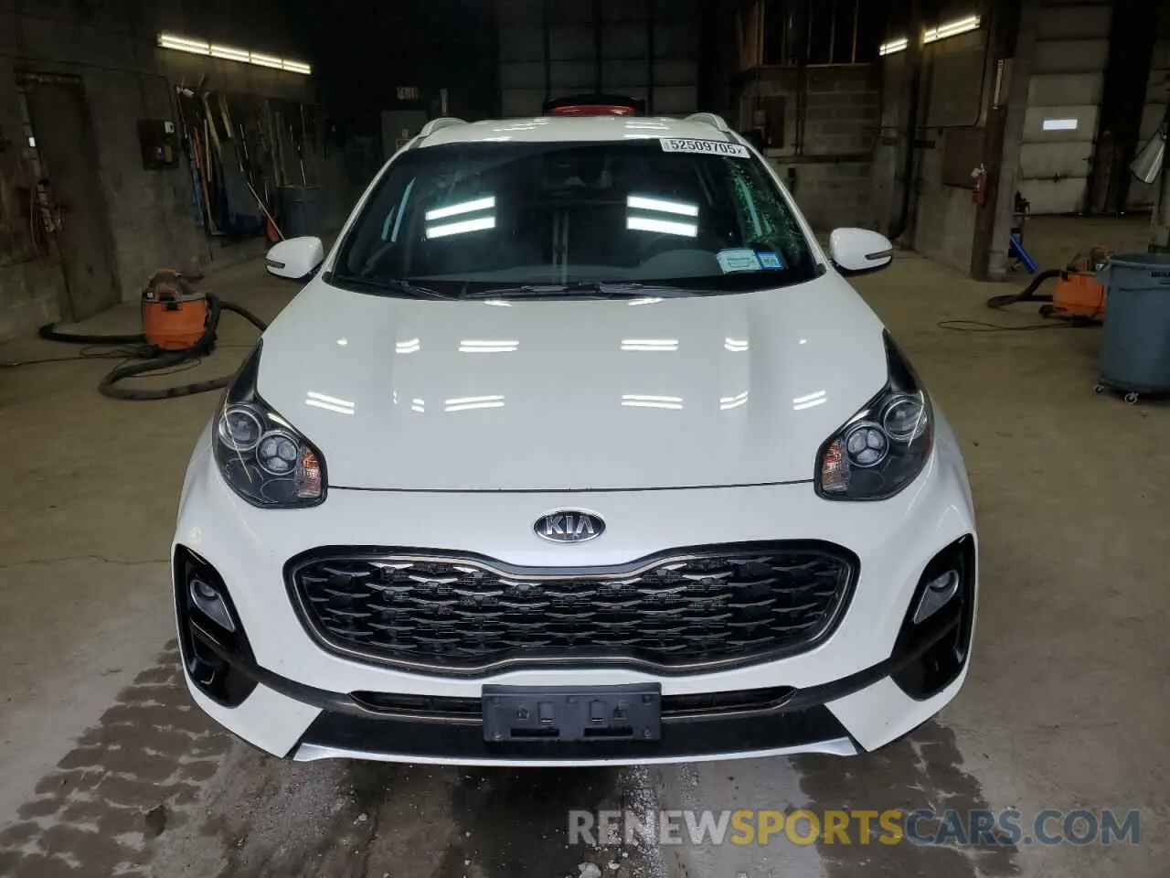 5 fotografías del automóvil dañado KNDP6CAC9L7838515 KIA SPORTAGE 2020