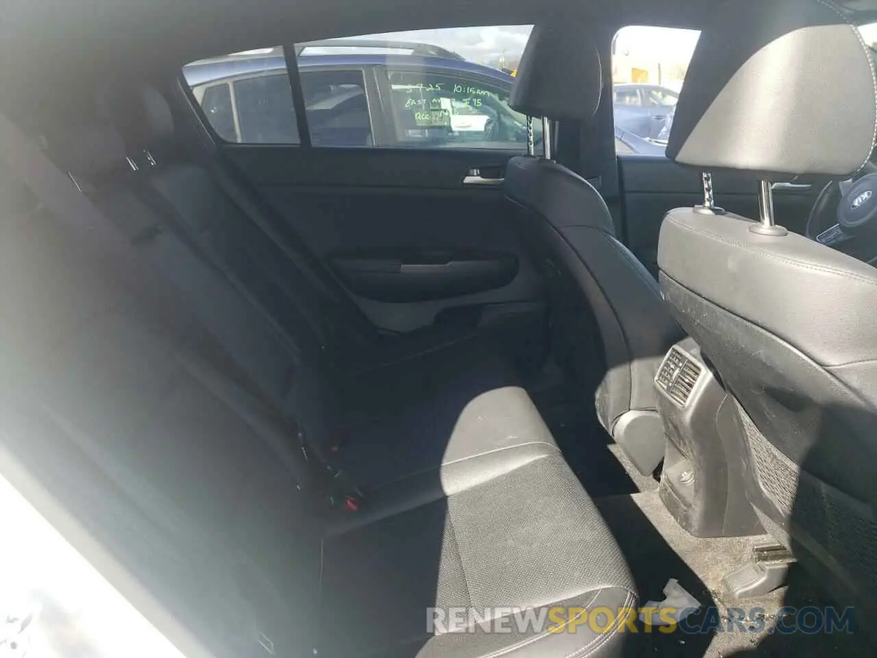 11 fotografías del automóvil dañado KNDP6CACXL7680380 KIA SPORTAGE 2020