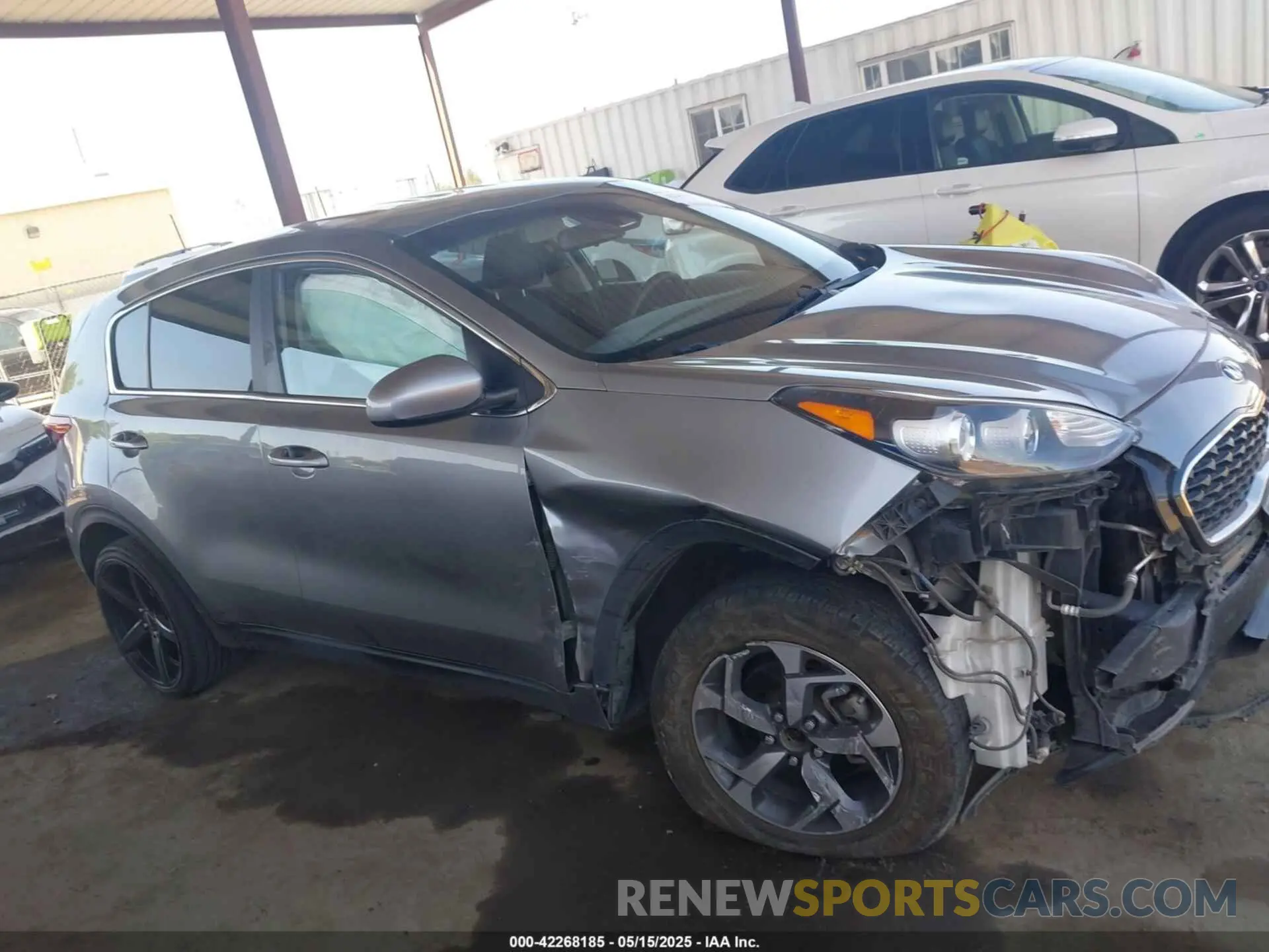 13 fotografías del automóvil dañado KNDPM3AC0L7701114 KIA SPORTAGE 2020