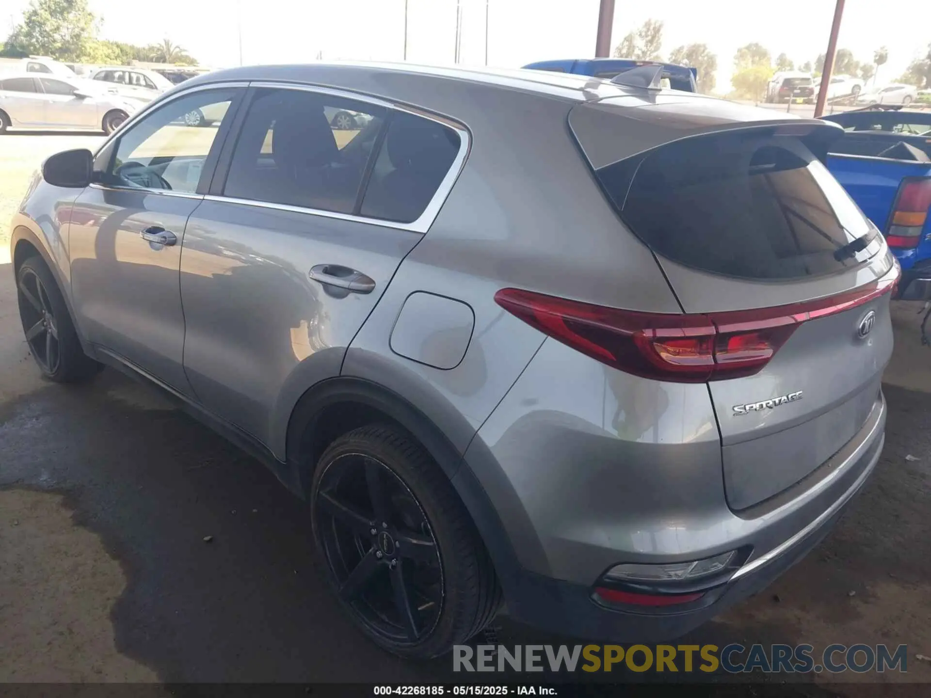 3 fotografías del automóvil dañado KNDPM3AC0L7701114 KIA SPORTAGE 2020