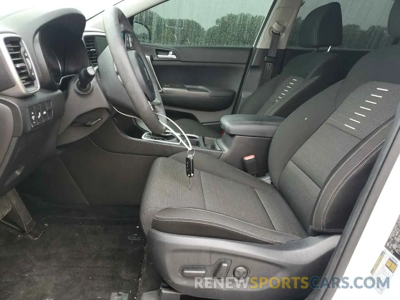 7 fotografías del automóvil dañado KNDPM3AC0L7737188 KIA SPORTAGE 2020