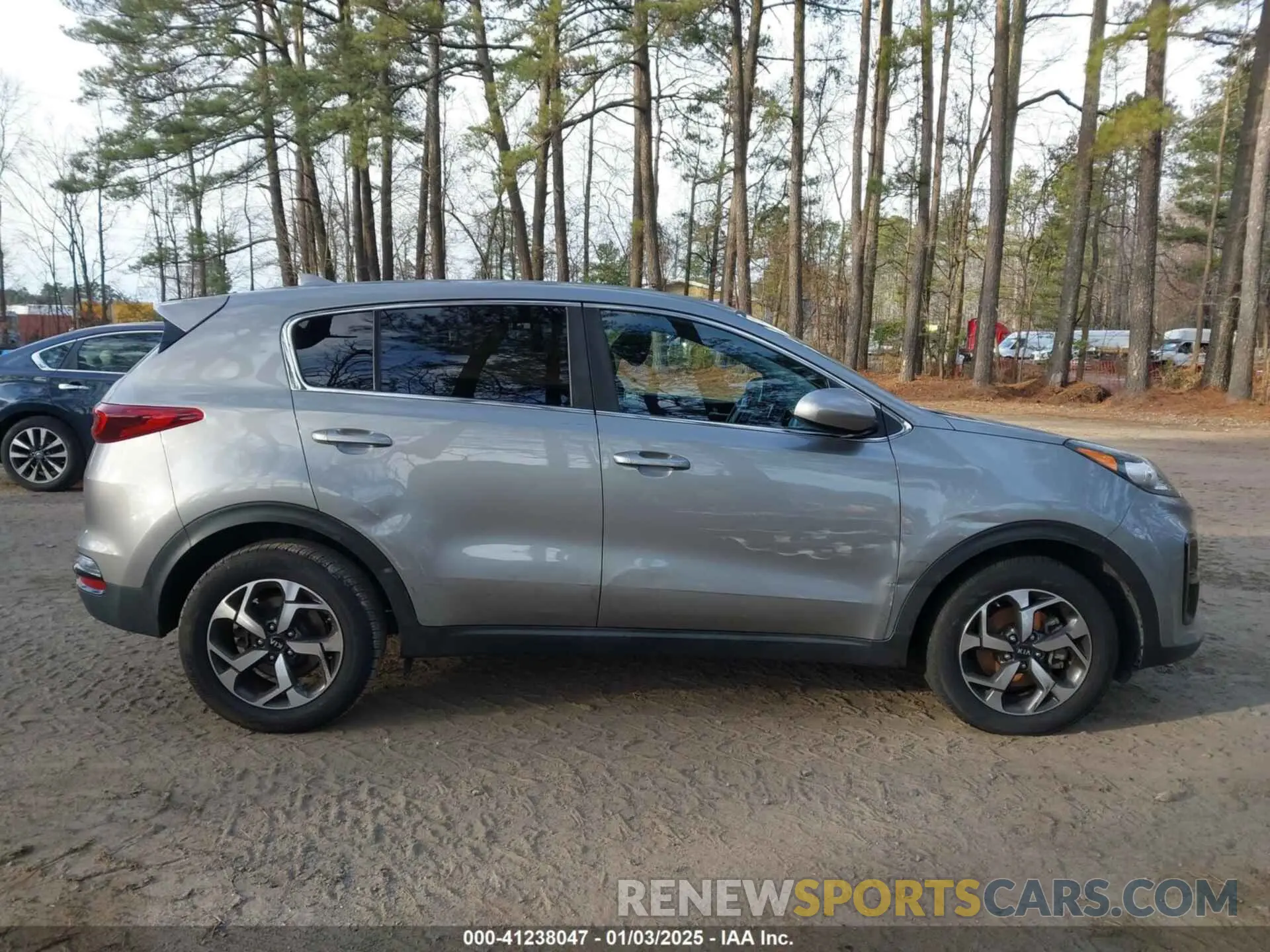 13 fotografías del automóvil dañado KNDPM3AC1L7640808 KIA SPORTAGE 2020