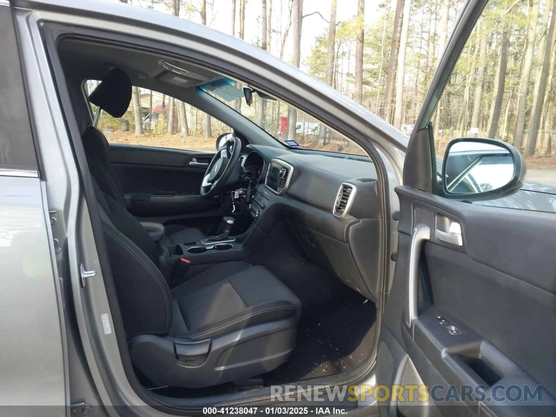 5 fotografías del automóvil dañado KNDPM3AC1L7640808 KIA SPORTAGE 2020