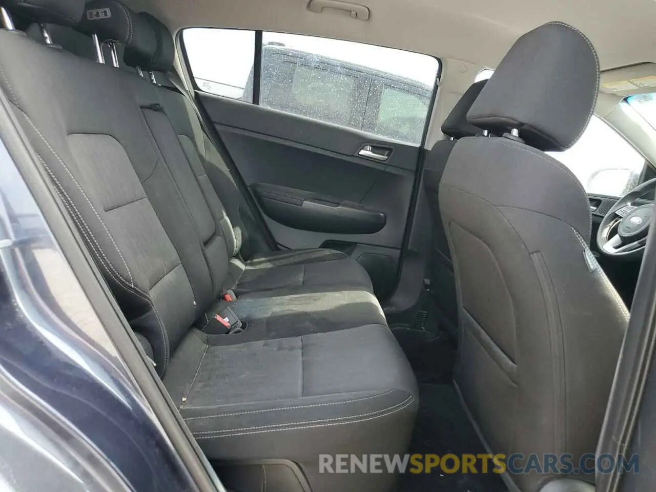 11 fotografías del automóvil dañado KNDPM3AC1L7710453 KIA SPORTAGE 2020