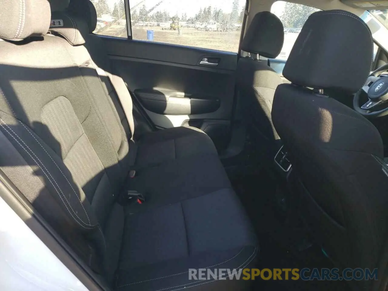 11 fotografías del automóvil dañado KNDPM3AC1L7713336 KIA SPORTAGE 2020