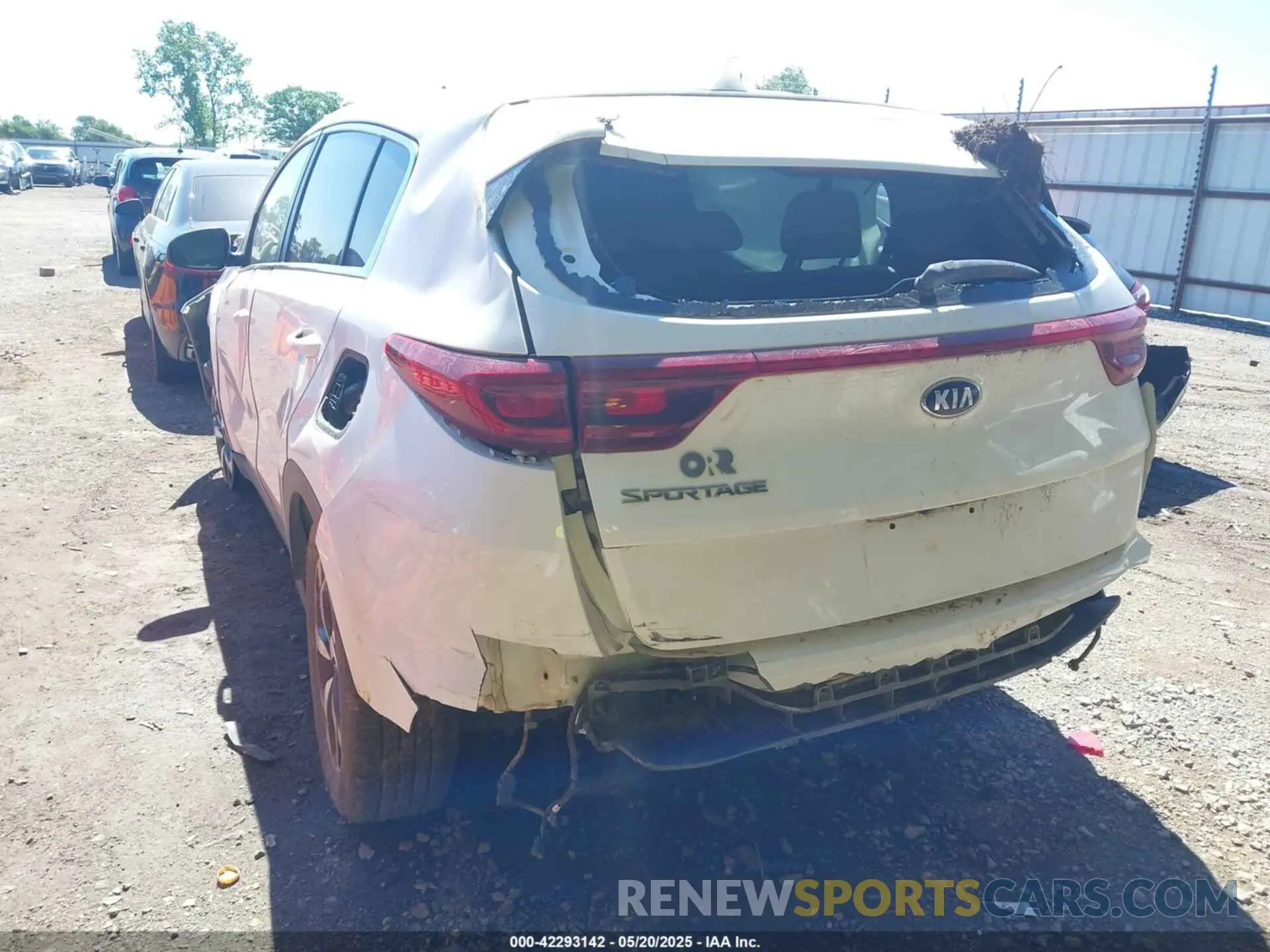12 fotografías del automóvil dañado KNDPM3AC1L7725373 KIA SPORTAGE 2020