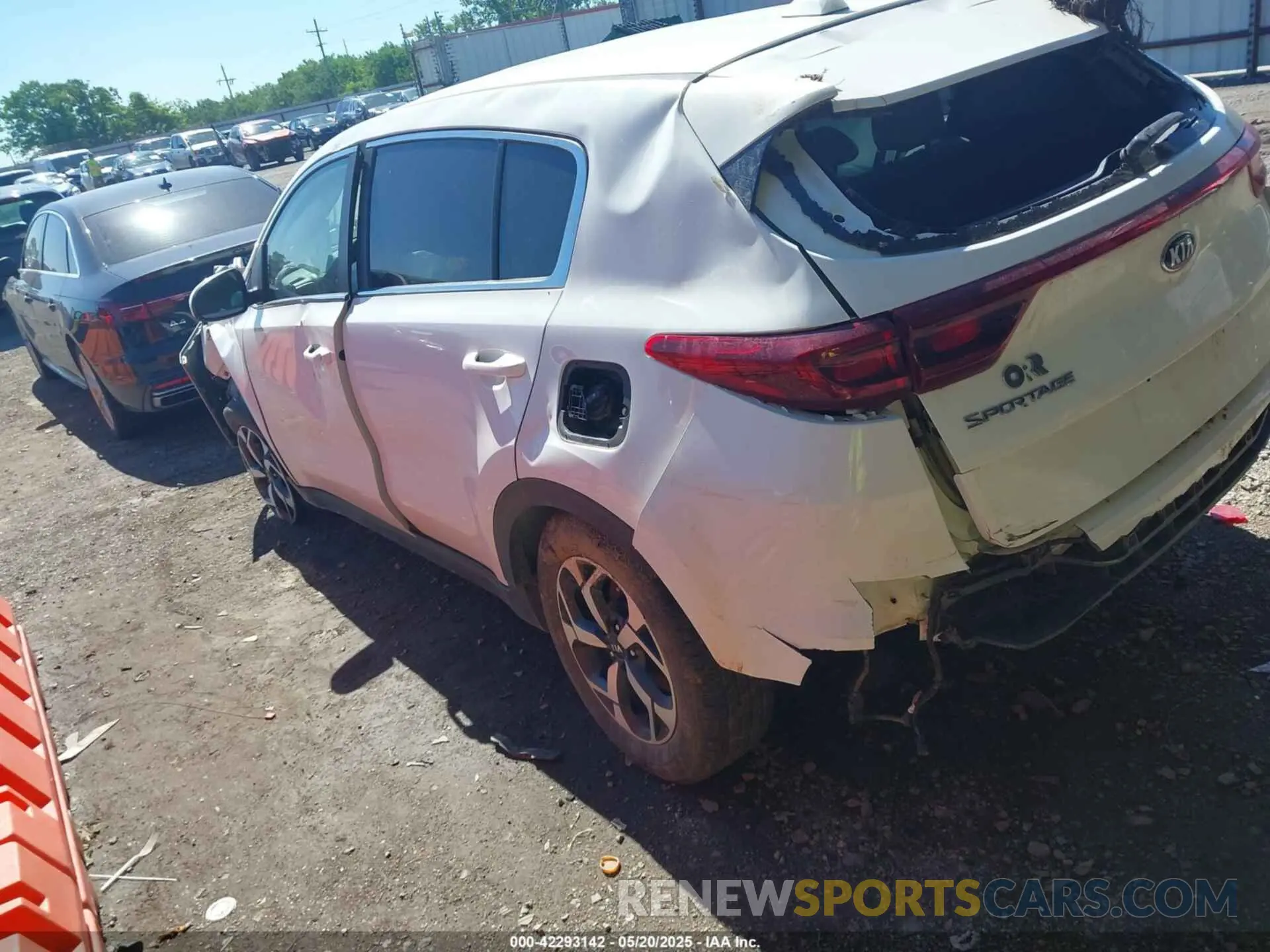 3 fotografías del automóvil dañado KNDPM3AC1L7725373 KIA SPORTAGE 2020