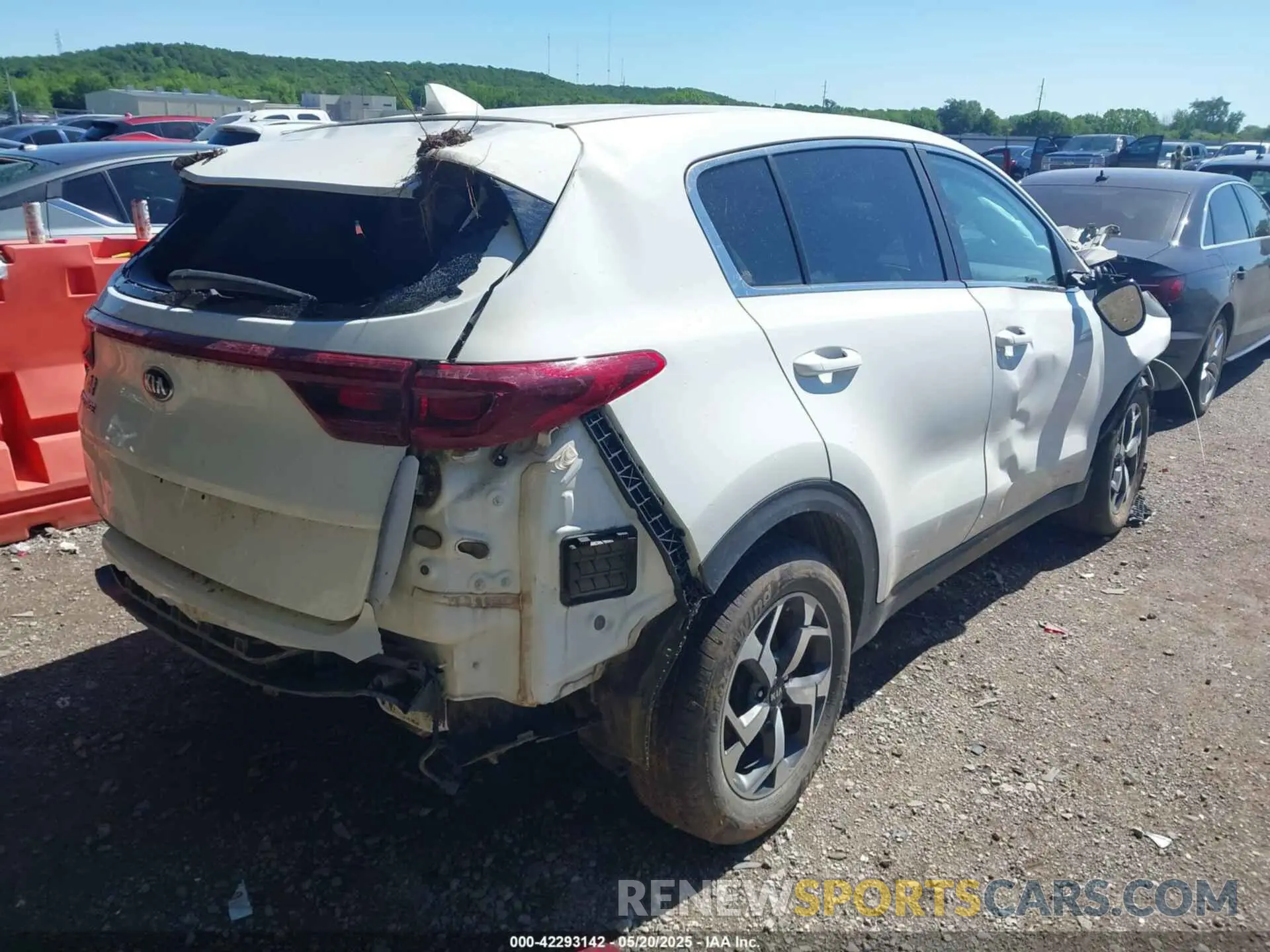 4 fotografías del automóvil dañado KNDPM3AC1L7725373 KIA SPORTAGE 2020