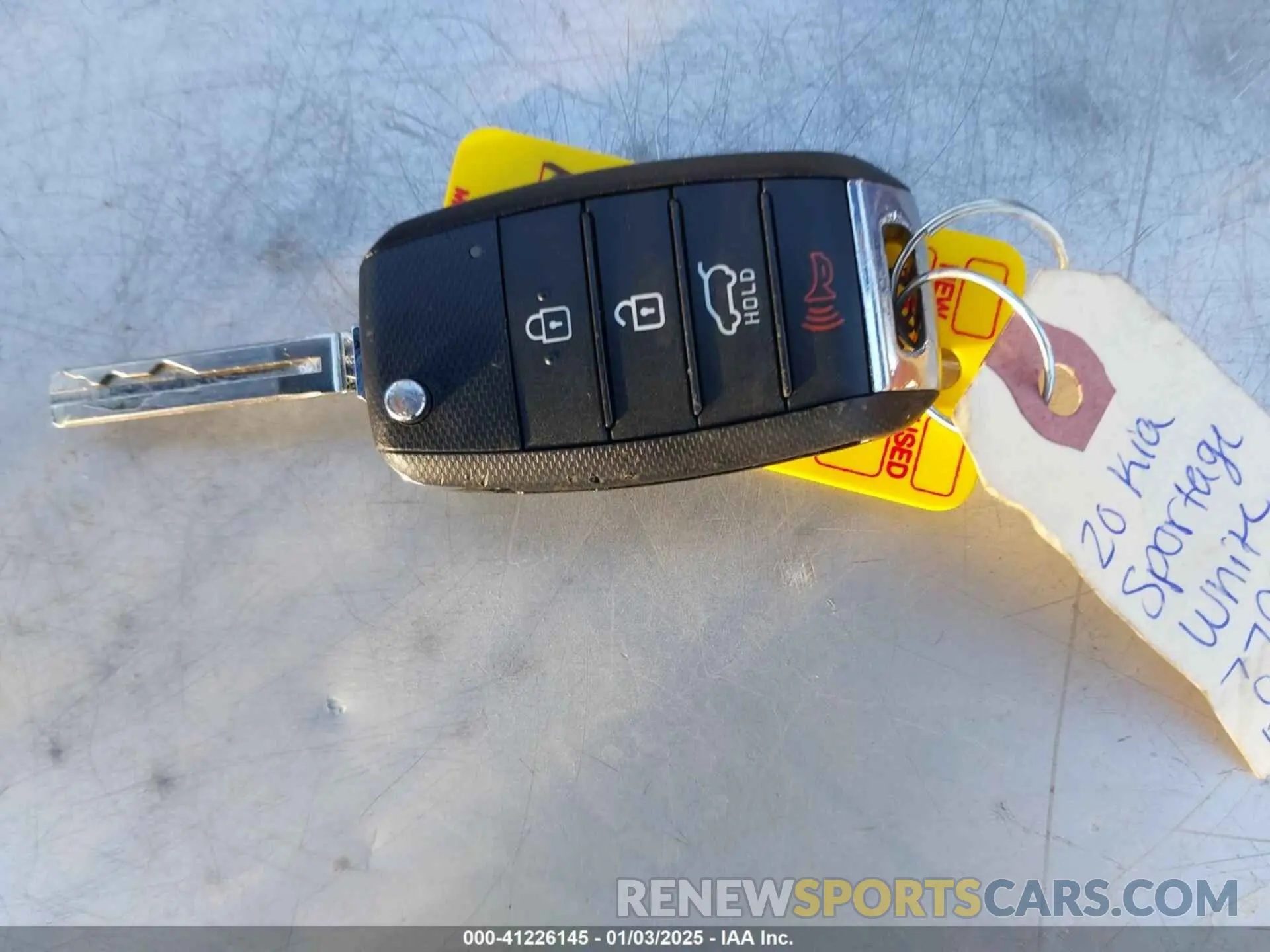 11 fotografías del automóvil dañado KNDPM3AC1L7779711 KIA SPORTAGE 2020