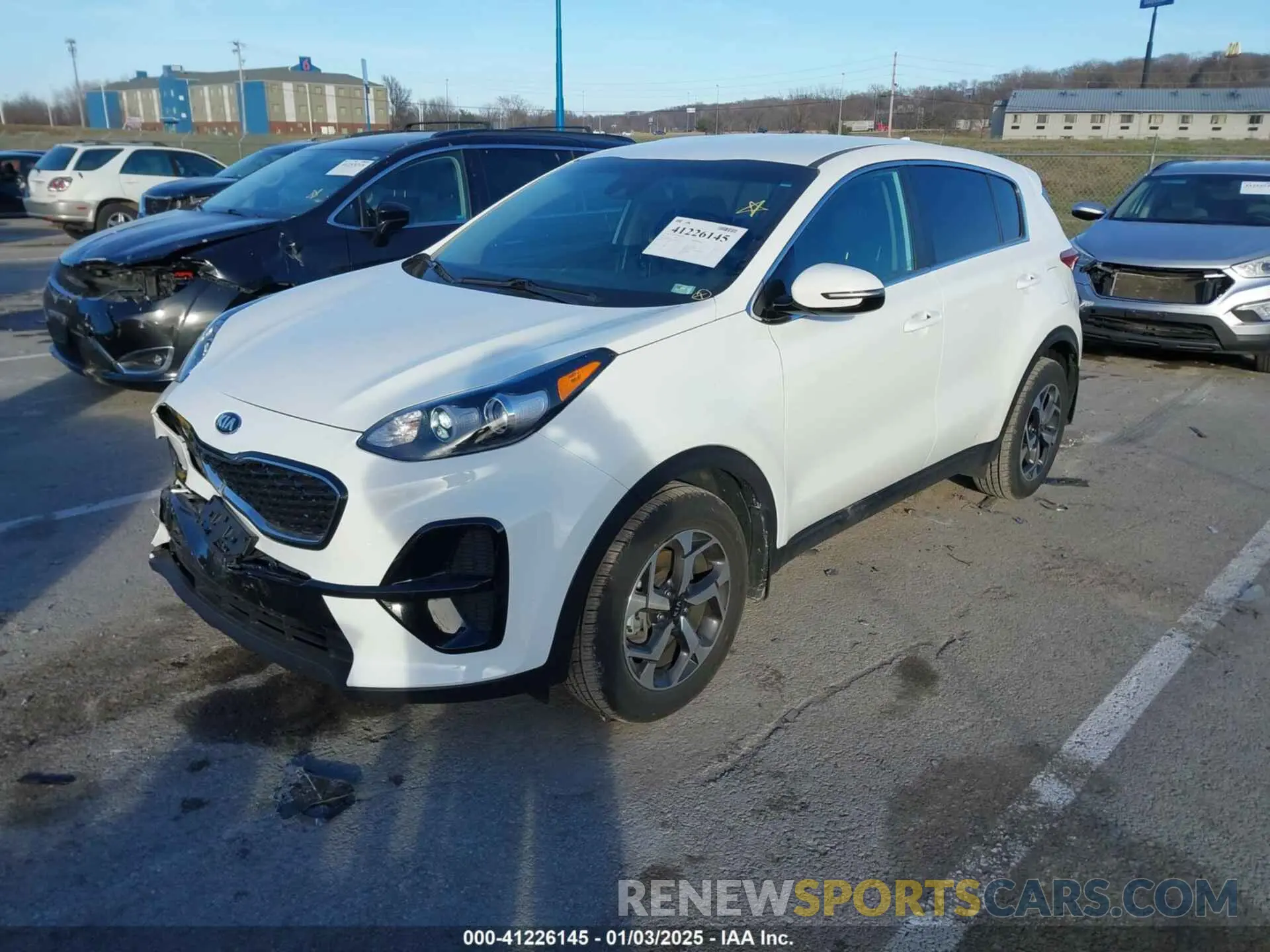 2 fotografías del automóvil dañado KNDPM3AC1L7779711 KIA SPORTAGE 2020