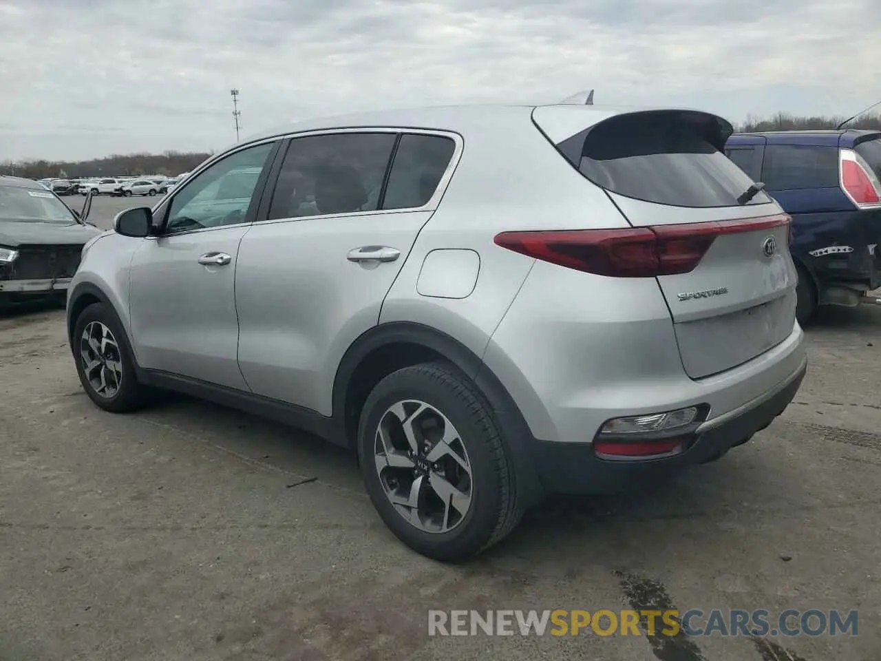 2 fotografías del automóvil dañado KNDPM3AC1L7785136 KIA SPORTAGE 2020