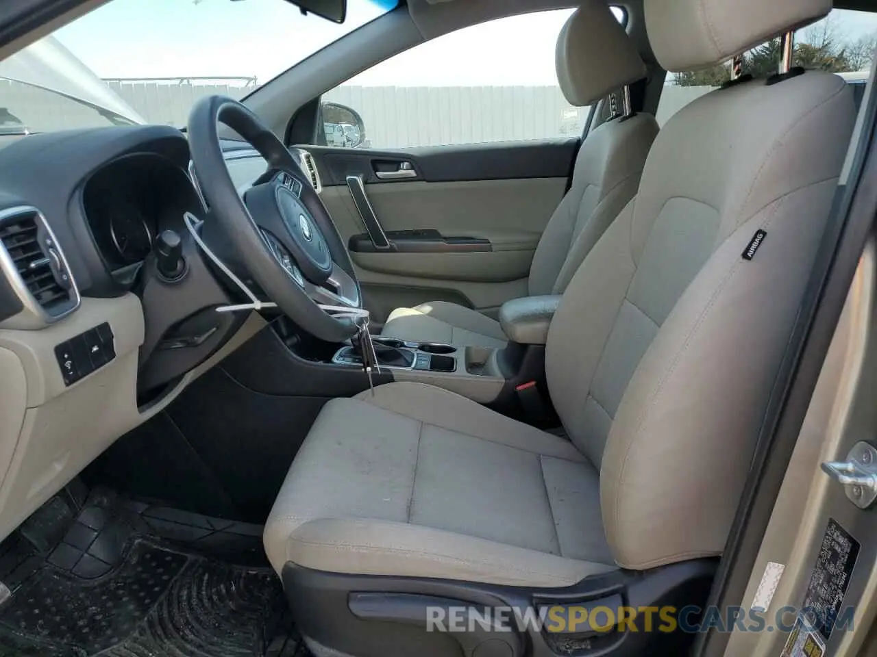 7 fotografías del automóvil dañado KNDPM3AC1L7791941 KIA SPORTAGE 2020