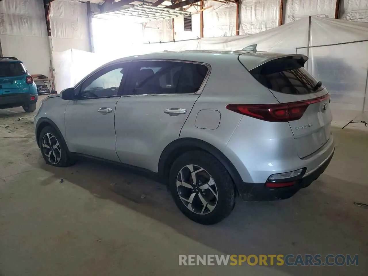 2 fotografías del automóvil dañado KNDPM3AC2L7642373 KIA SPORTAGE 2020