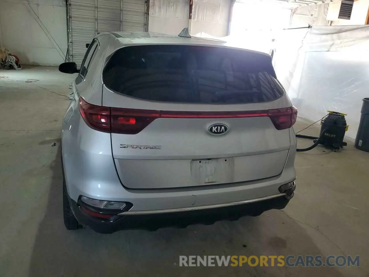 6 fotografías del automóvil dañado KNDPM3AC2L7642373 KIA SPORTAGE 2020
