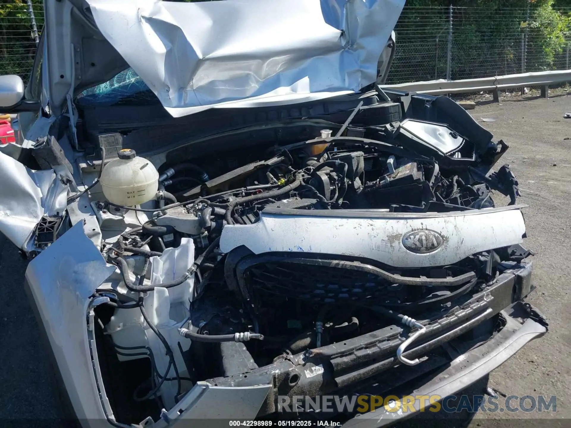 12 fotografías del automóvil dañado KNDPM3AC2L7670920 KIA SPORTAGE 2020